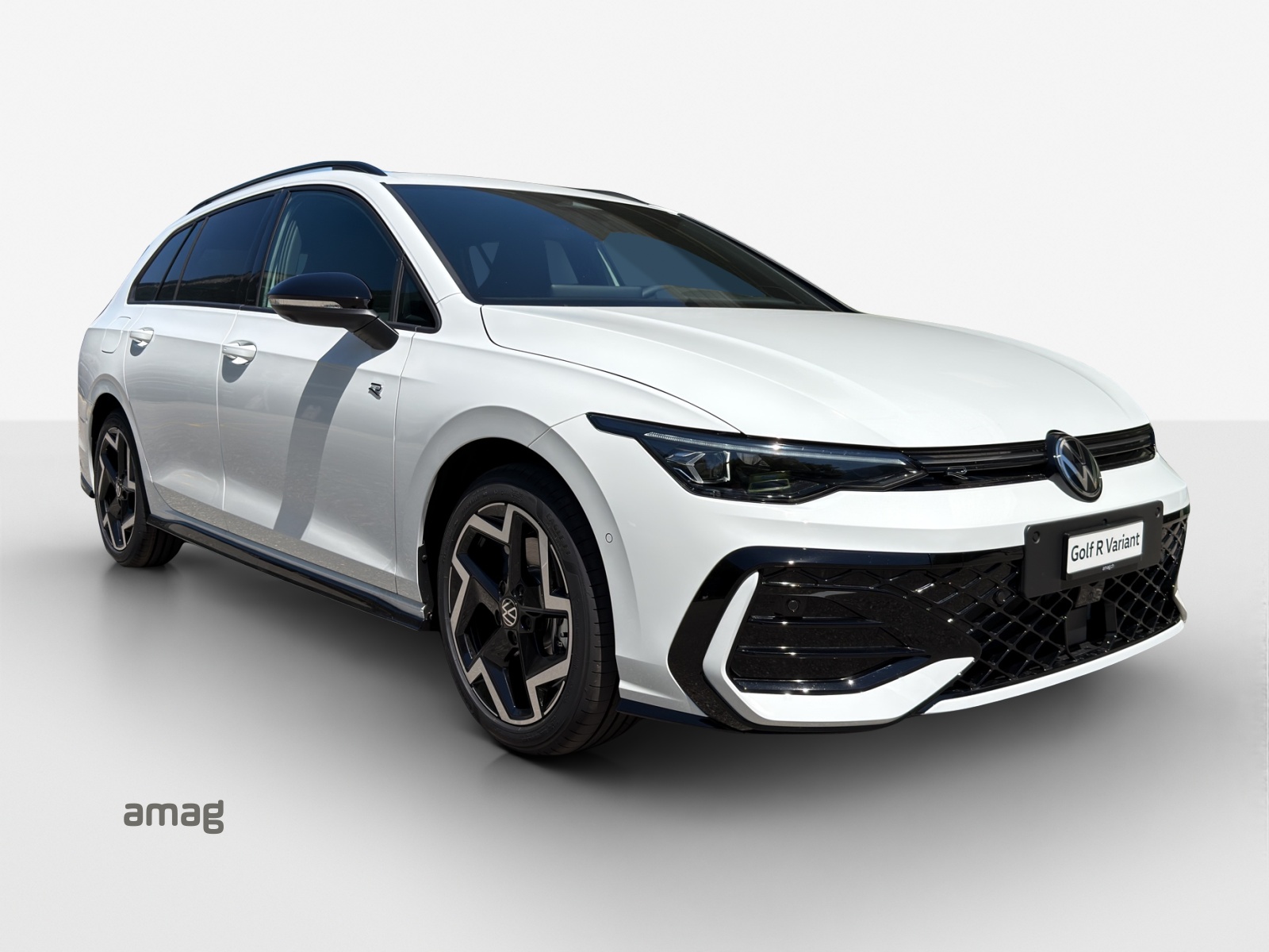 VW Golf Variant 2.0 TSI R-Line DSG 4 Motion-image-5