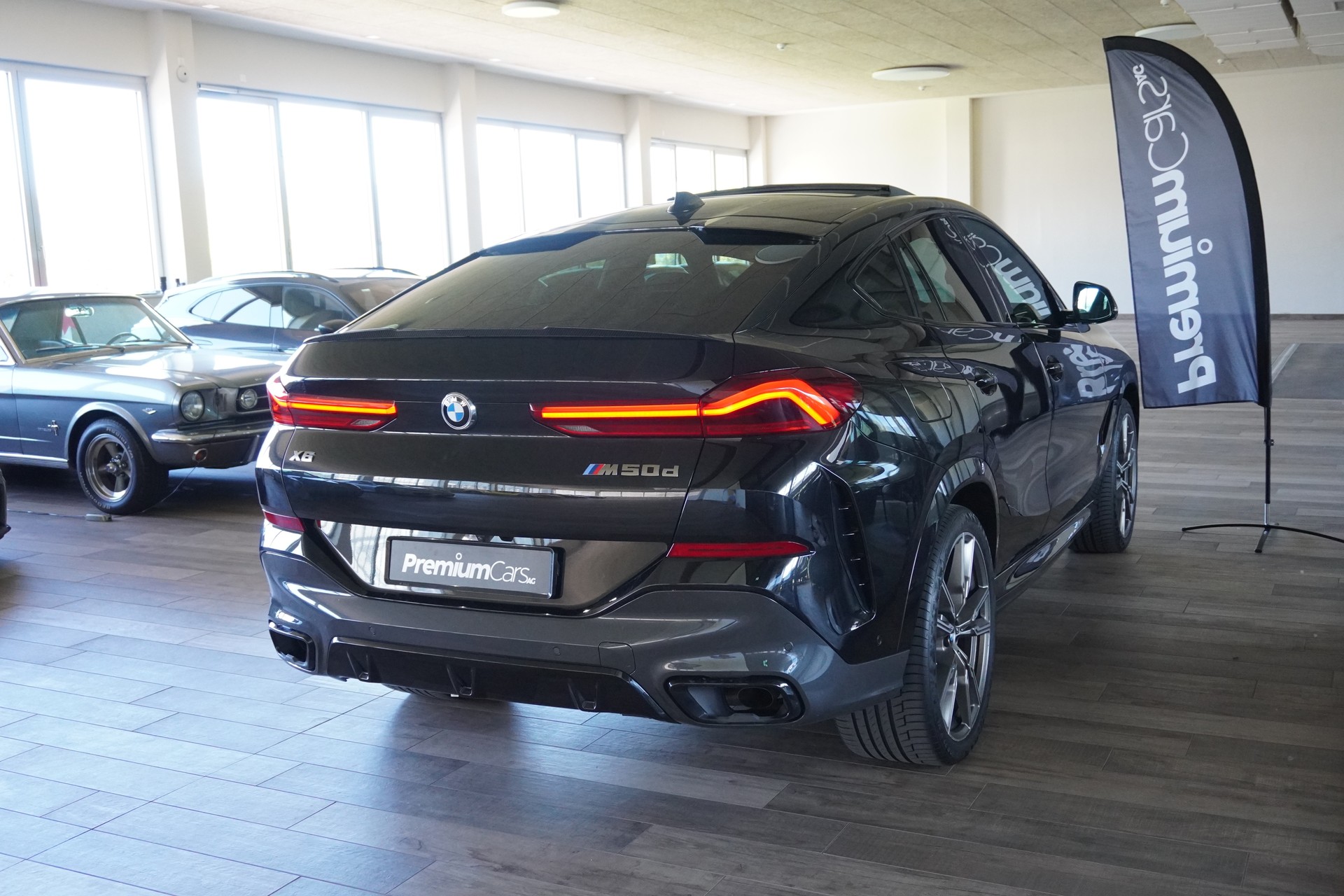 BMW X6 M50d-image-3
