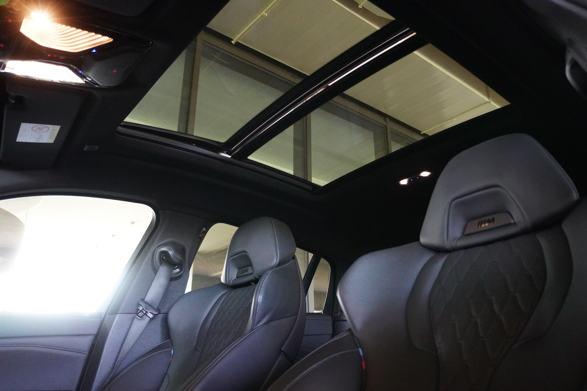 BMW X6 M50d-image-13