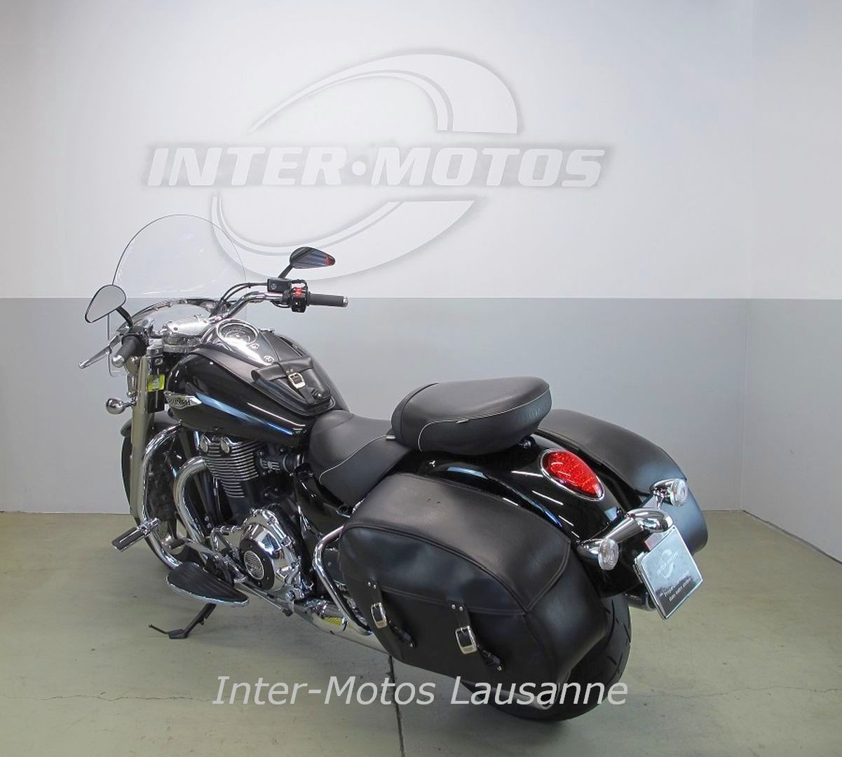 TRIUMPH COMMANDER ABS-image-4