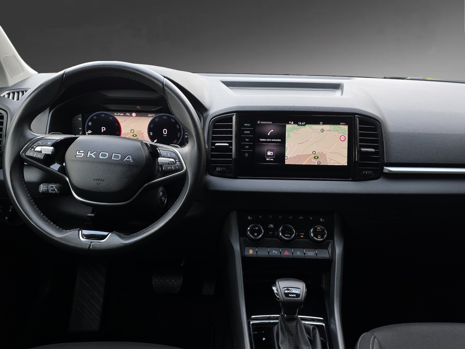SKODA Karoq 2.0 TDI CR Selection 4x4 DSG-image-7