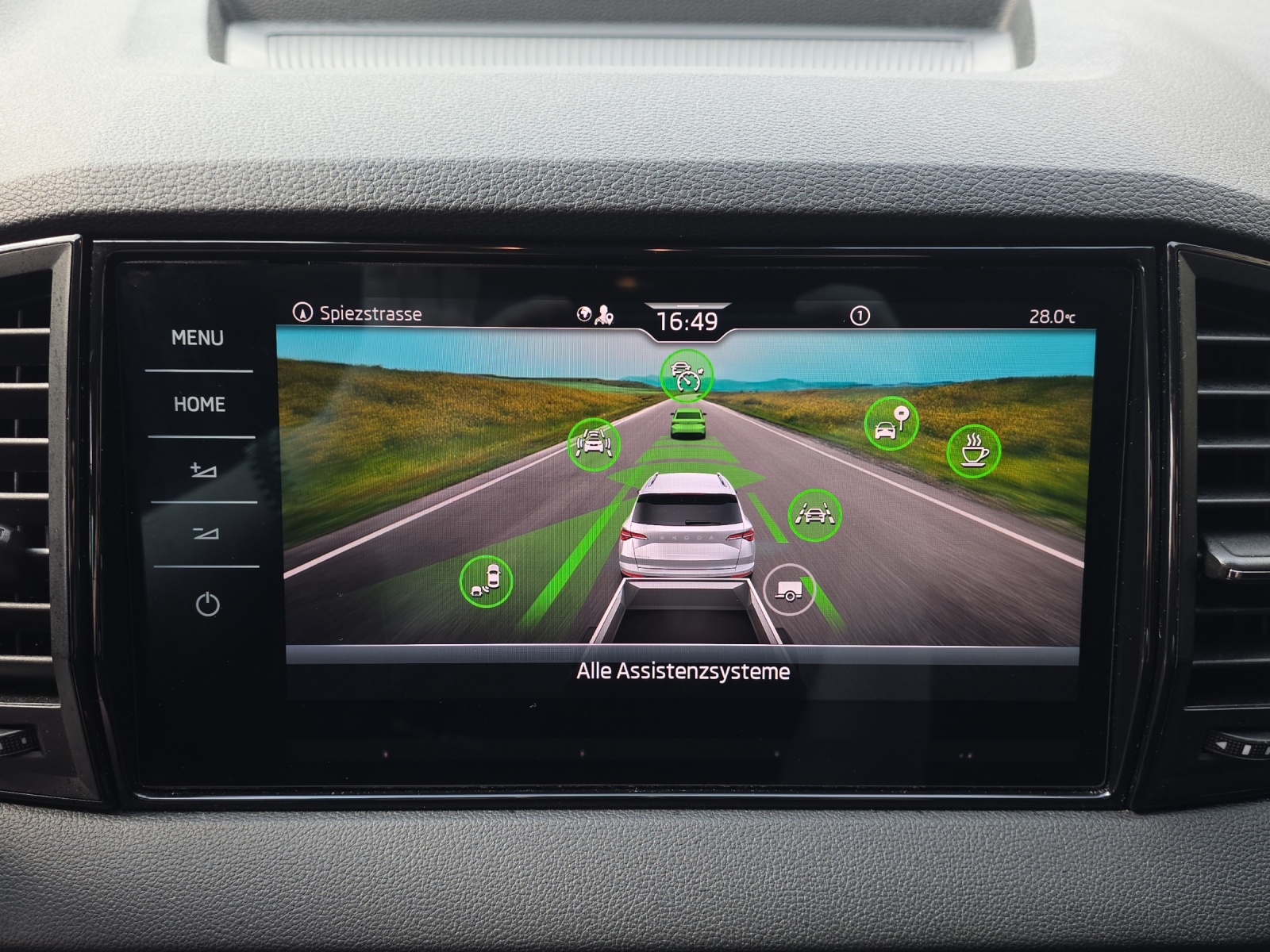 SKODA Karoq 2.0 TDI CR Selection 4x4 DSG-image-12