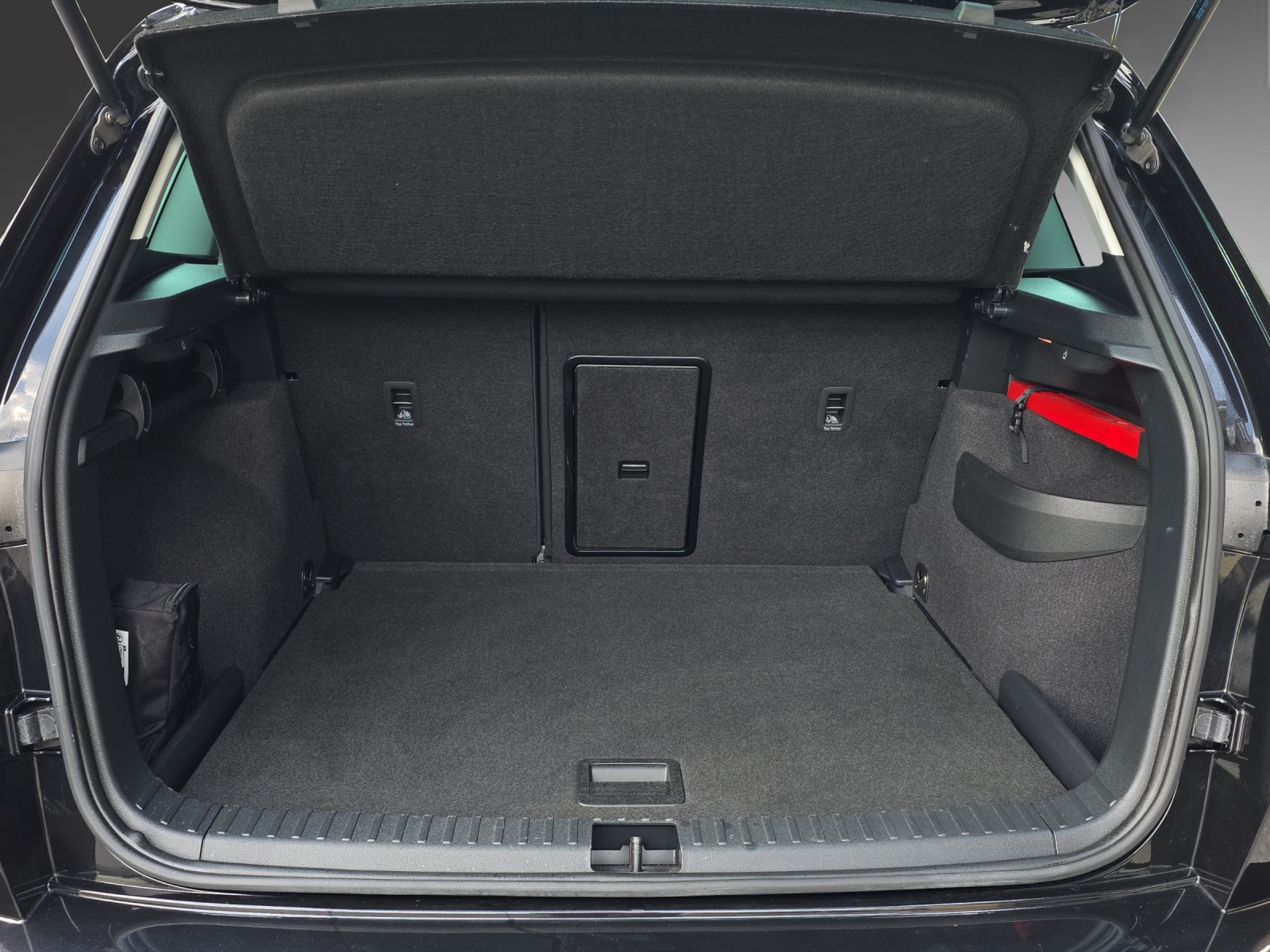 SKODA Karoq 2.0 TDI CR Selection 4x4 DSG-image-9