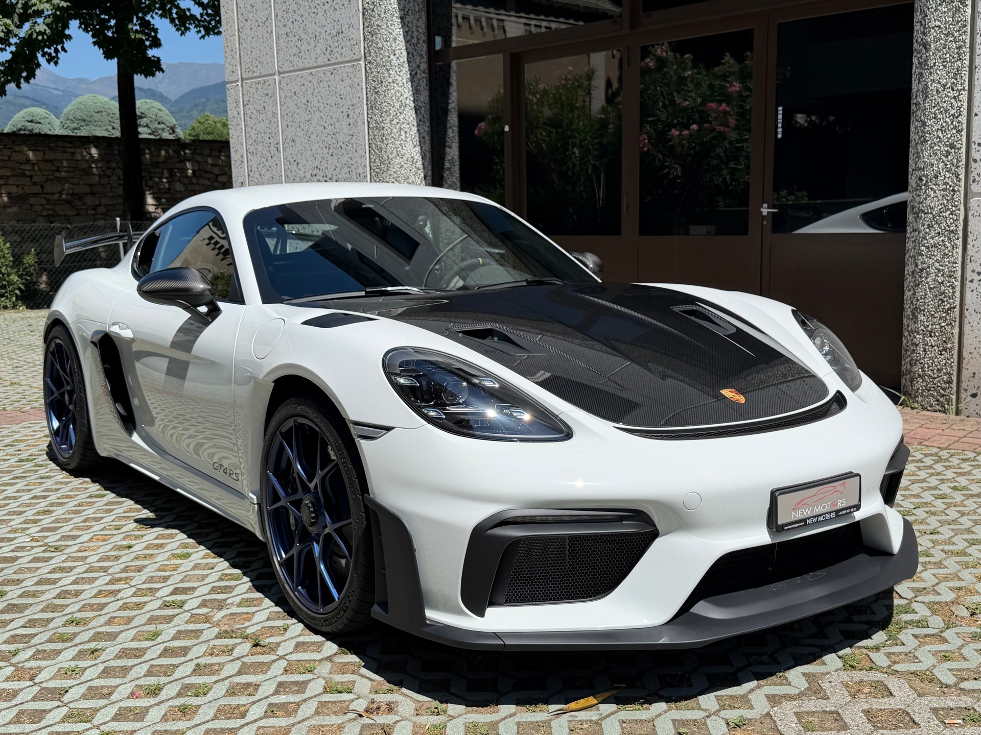 PORSCHE 718 Cayman GT4 RS PDK-image-3