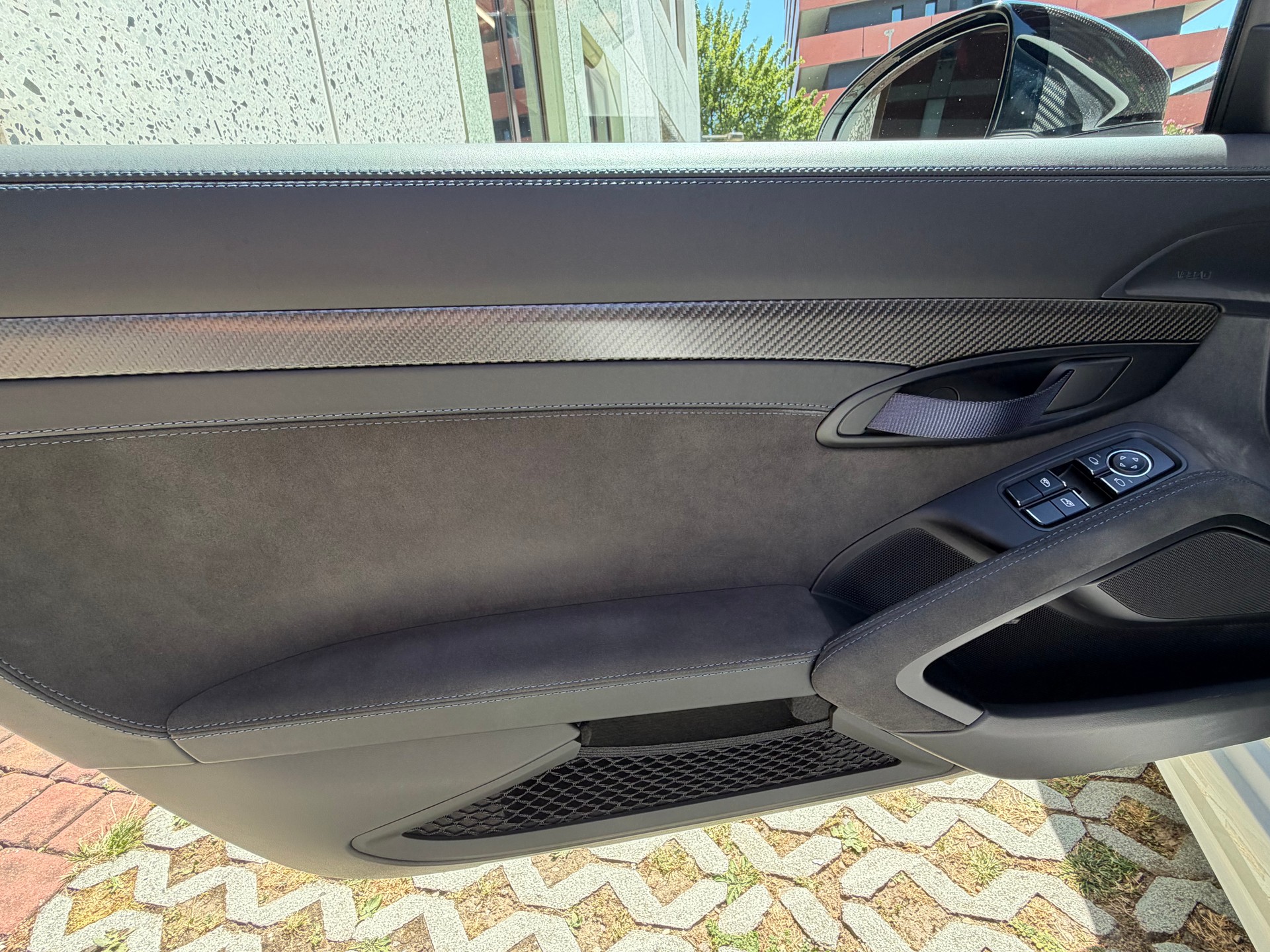 PORSCHE 718 Cayman GT4 RS PDK-image-15
