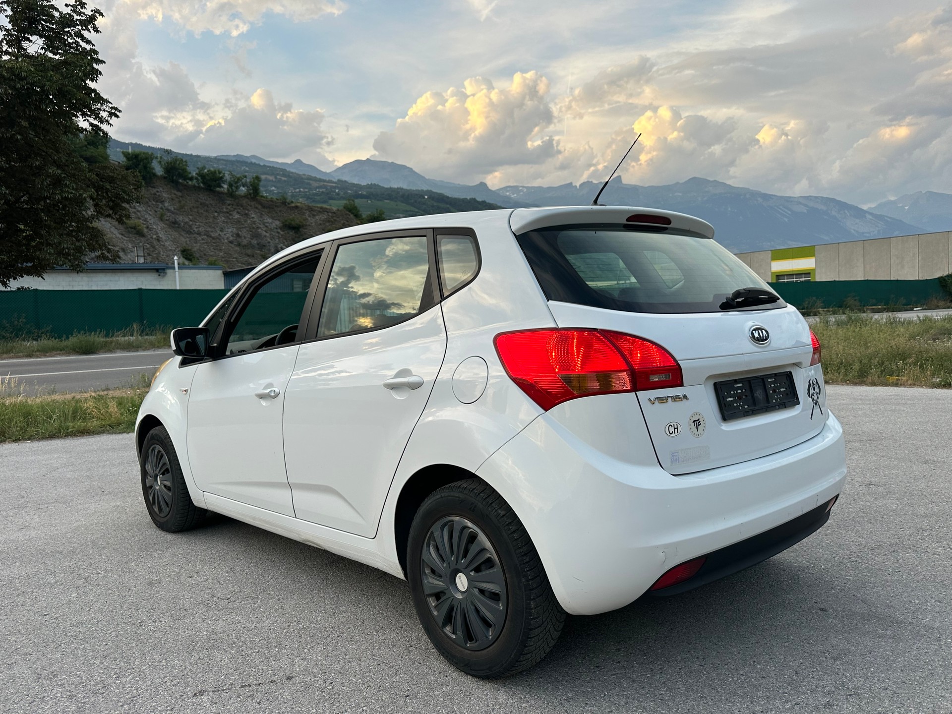 KIA Venga 1.6 CVVT Style-image-6