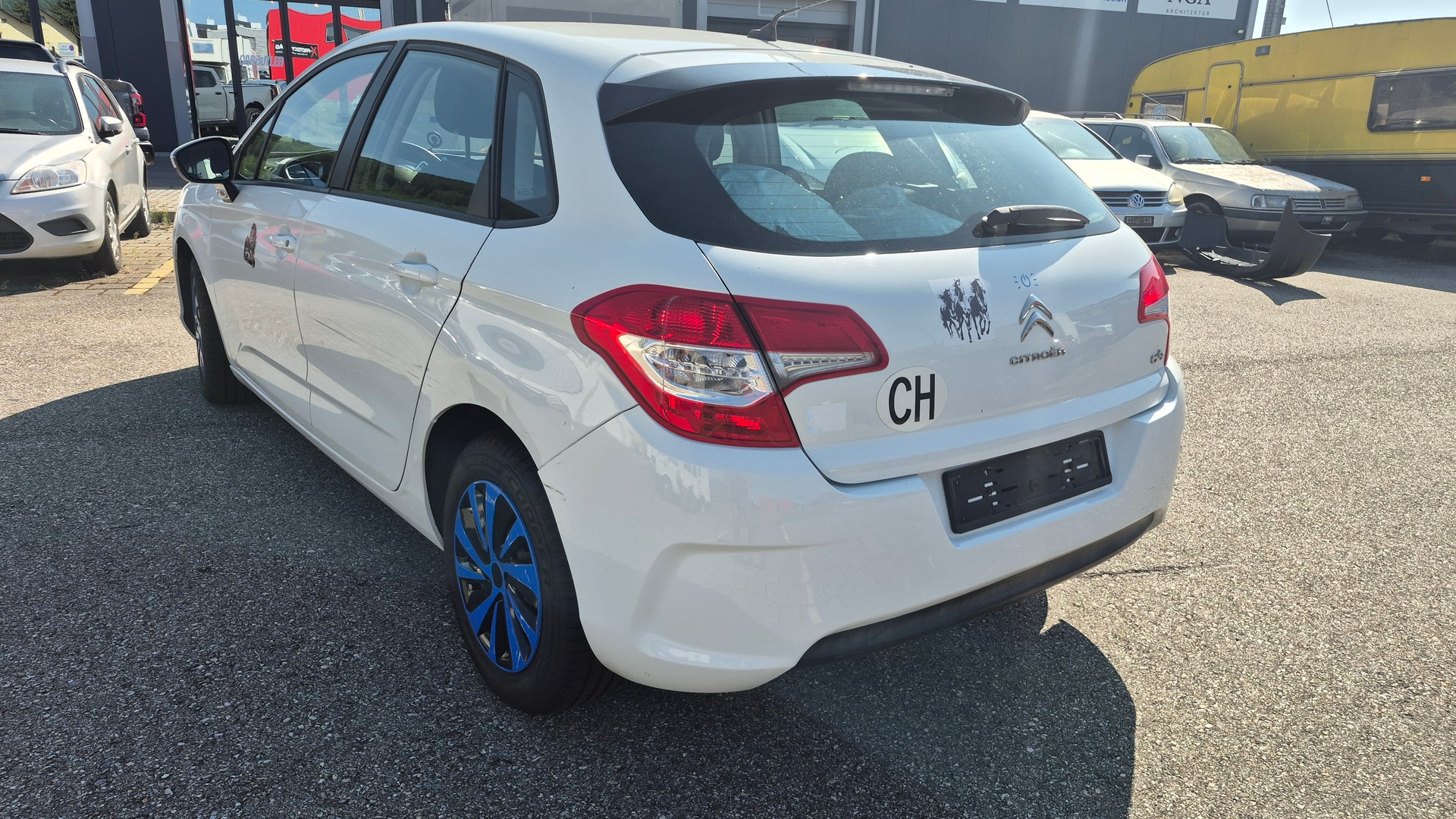 CITROEN C4 Berline 1.4 VTi Attraction-image-6