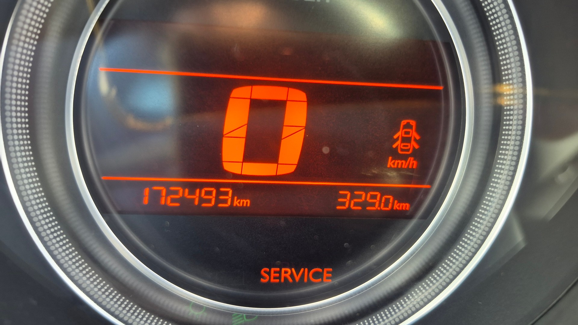CITROEN C4 Berline 1.4 VTi Attraction-image-11