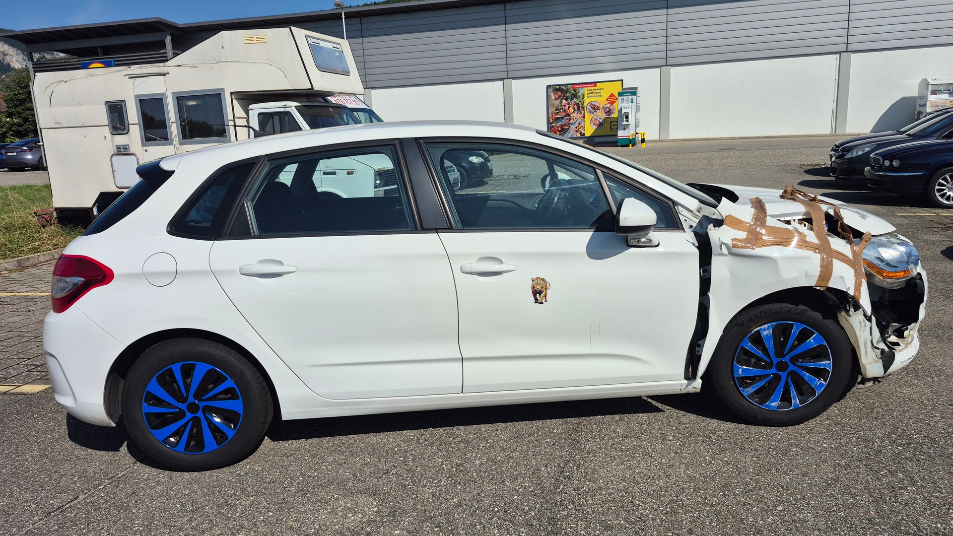 CITROEN C4 Berline 1.4 VTi Attraction-image-3
