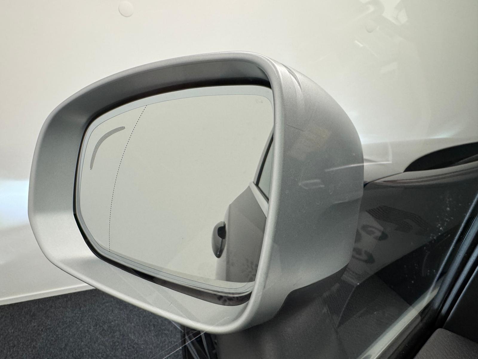 VOLVO XC90 2.0 T8 TE R-Design 7P. AWD-image-23