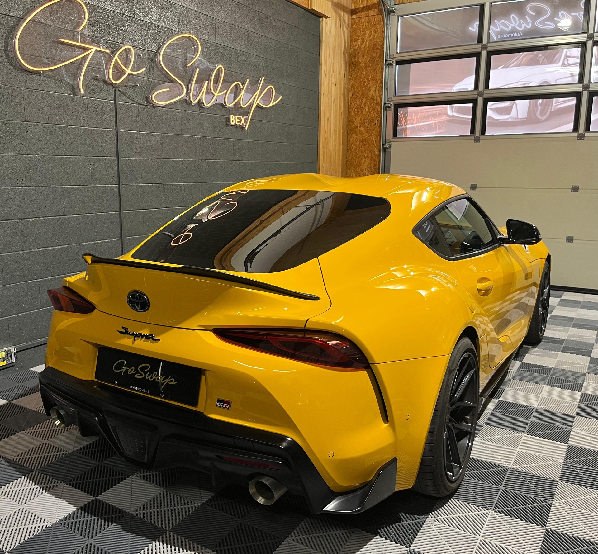 TOYOTA Supra GR 3.0i Turbo Premium Automat 8-showroom-element-2
