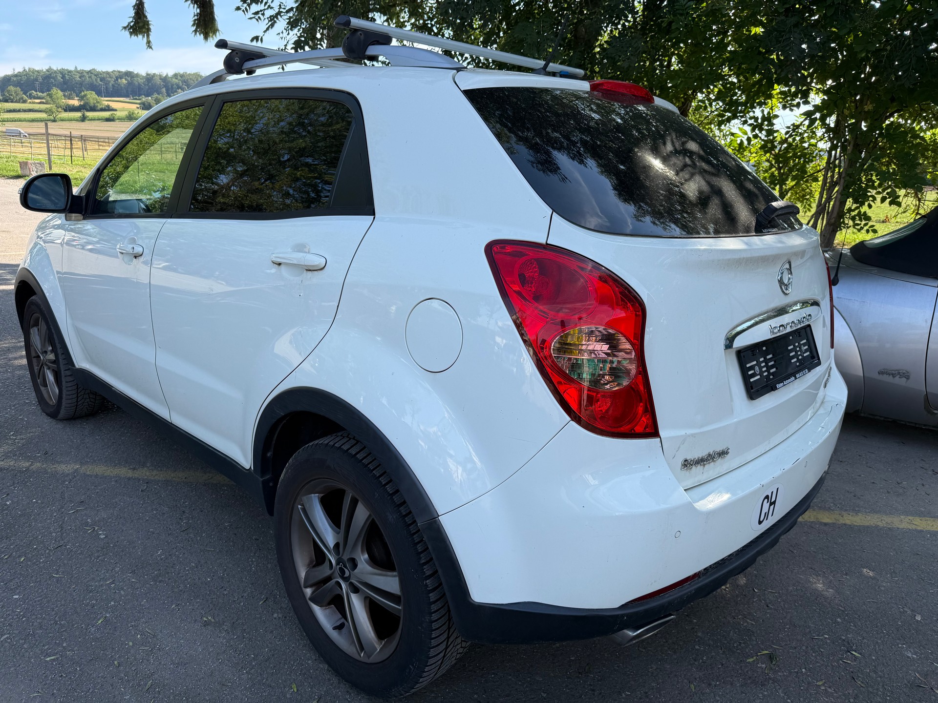 KGM-SsangYong Korando 2.0 e-XDI Swiss Limited Edition 4WD-image-3