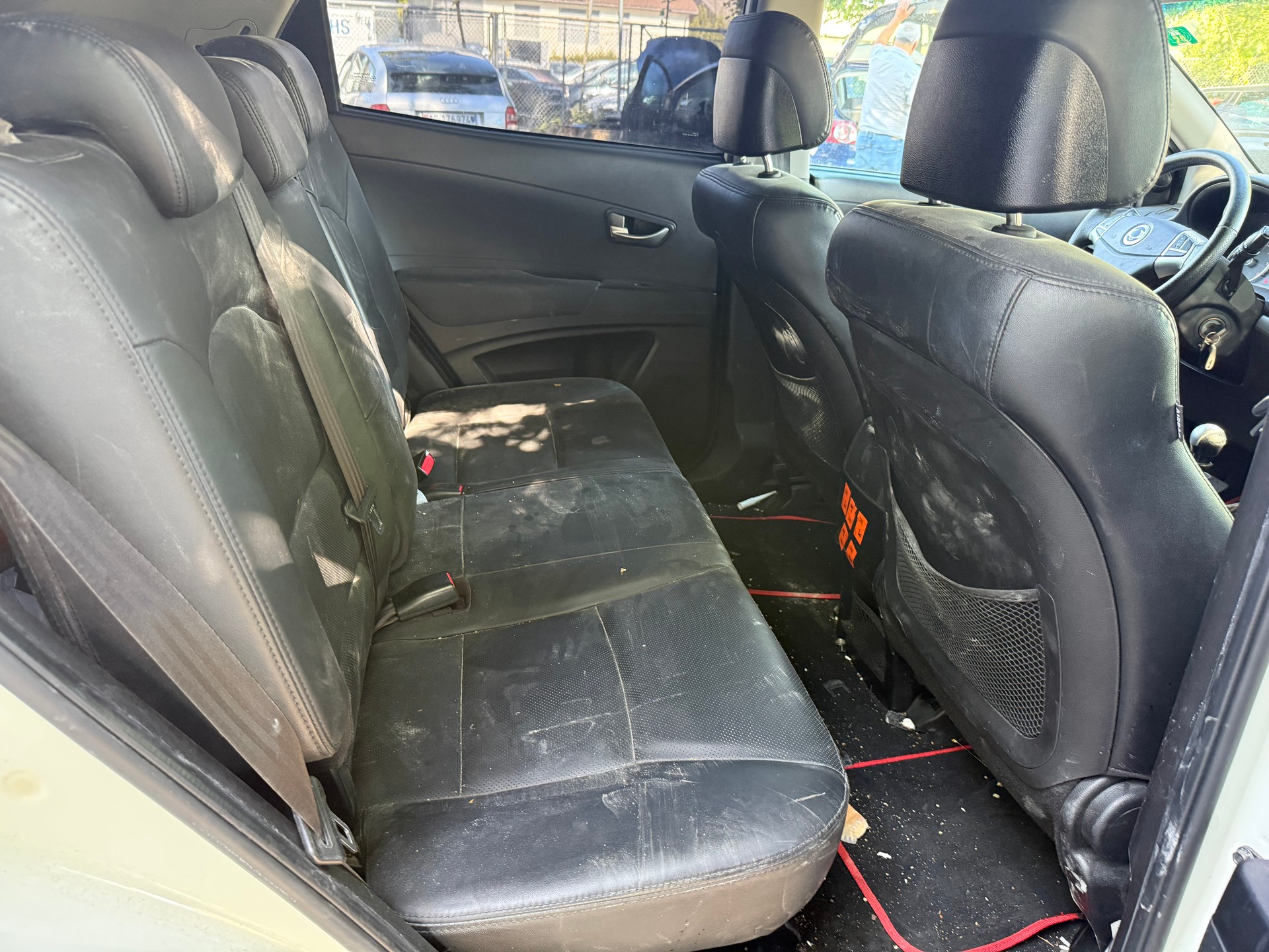 KGM-SsangYong Korando 2.0 e-XDI Swiss Limited Edition 4WD-image-7