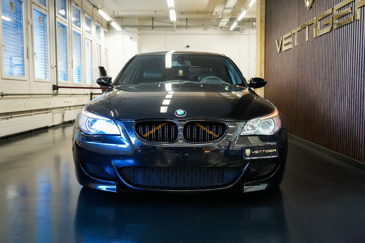 BMW M5-image-1