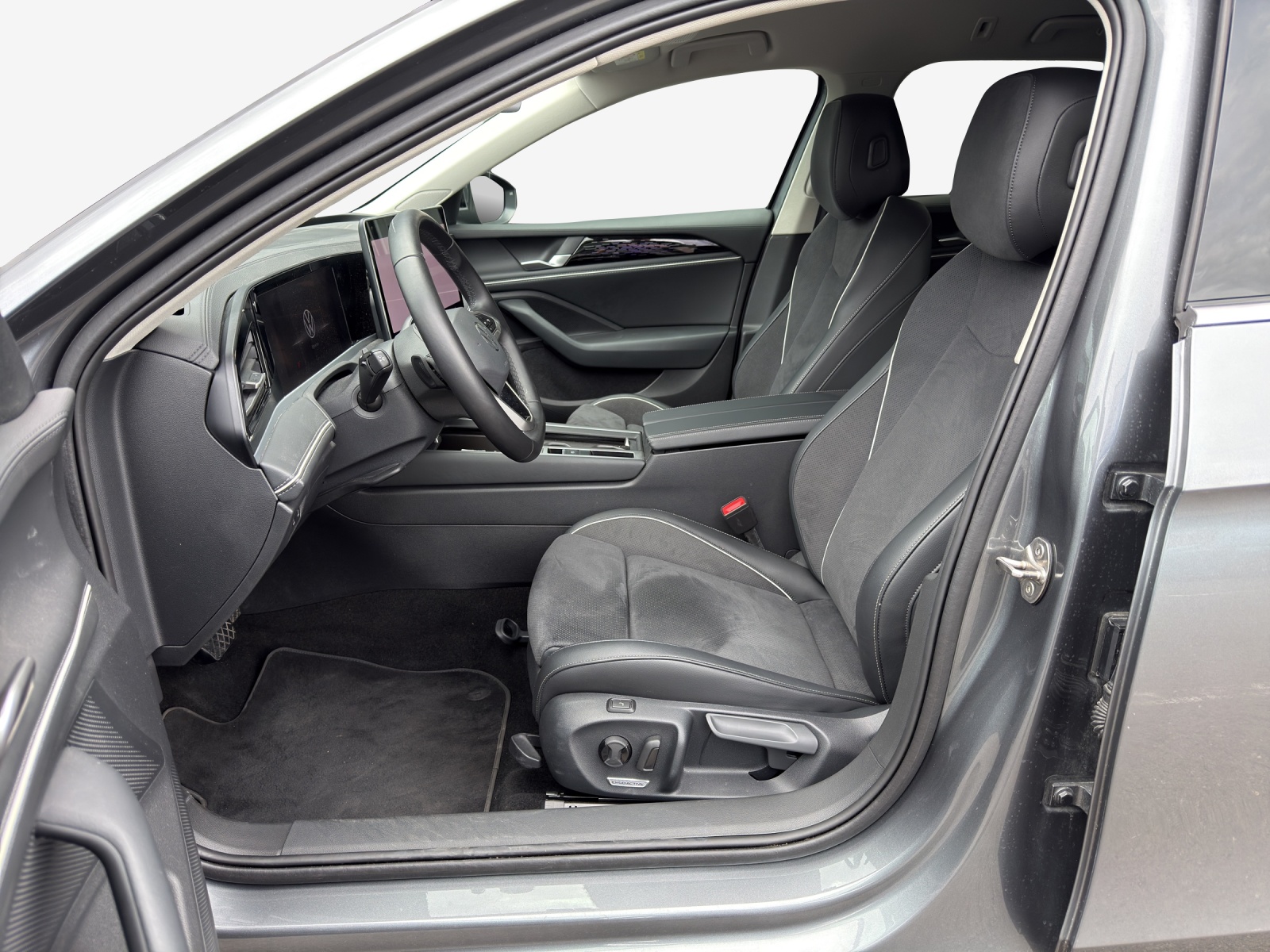 VW Passat Variant 2.0 TDI evo Business 4 Motion DSG-image-7
