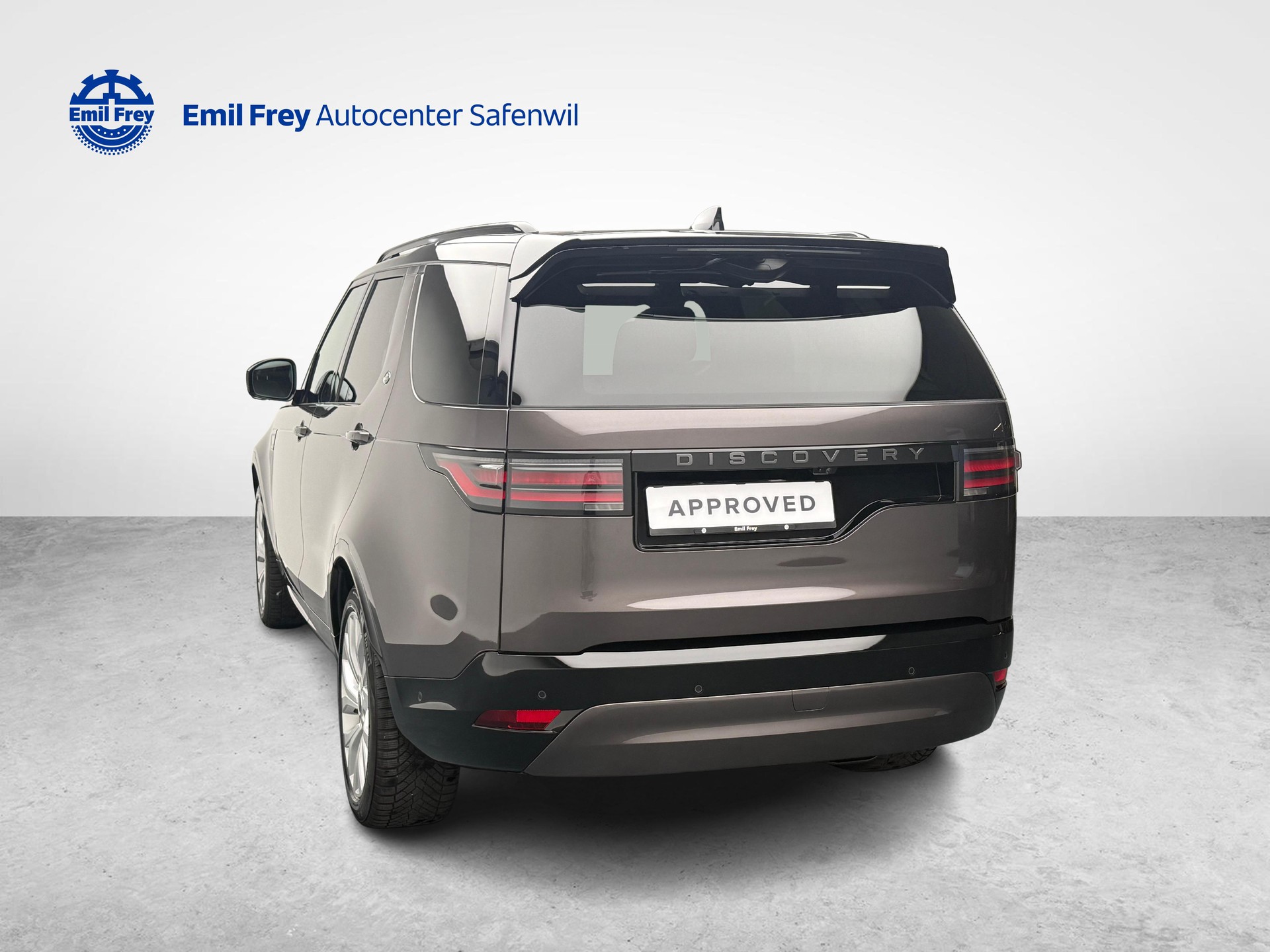 LAND ROVER Discovery 3.0 D I6 250 Dynamic SE-showroom-element-2
