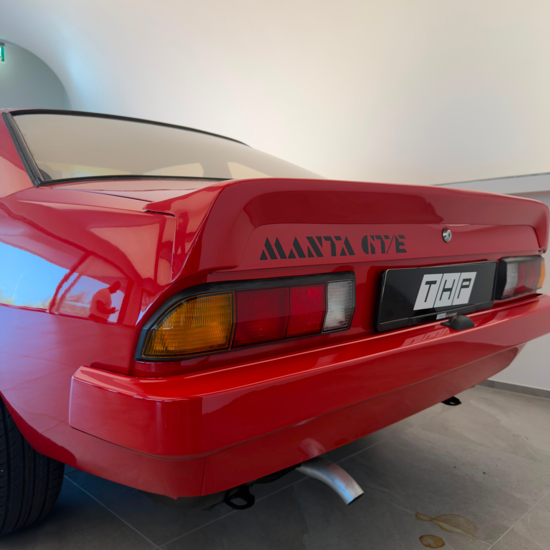 OPEL Manta 2.0 GT/E-image-3