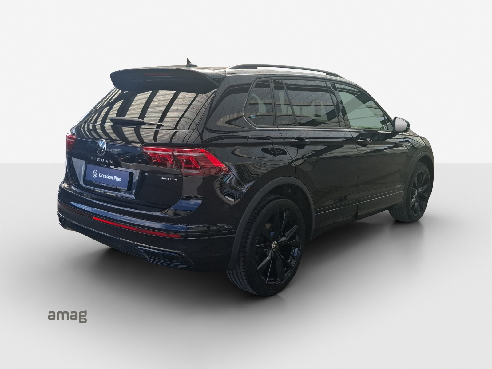 VW Tiguan 2.0TSI R-Line 4Motion DSG-image-4