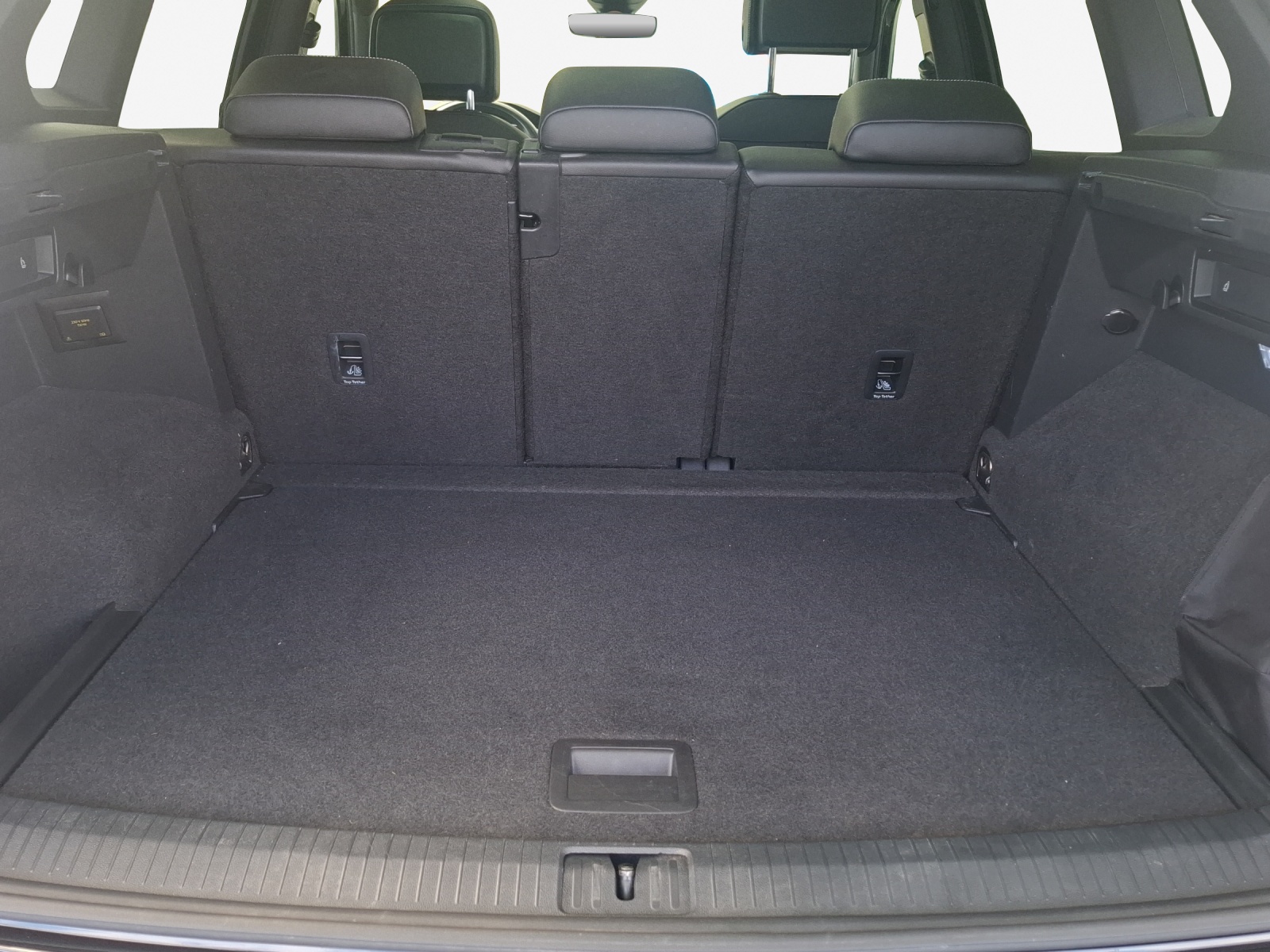 VW Tiguan 2.0TSI R-Line 4Motion DSG-image-12