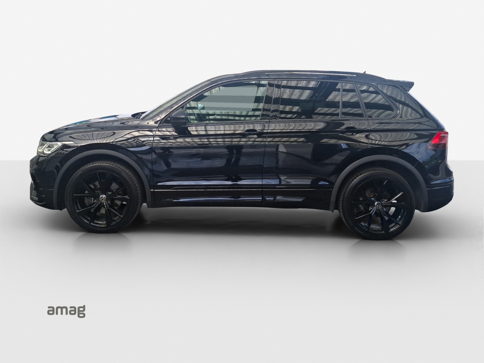 VW Tiguan 2.0TSI R-Line 4Motion DSG-image-1