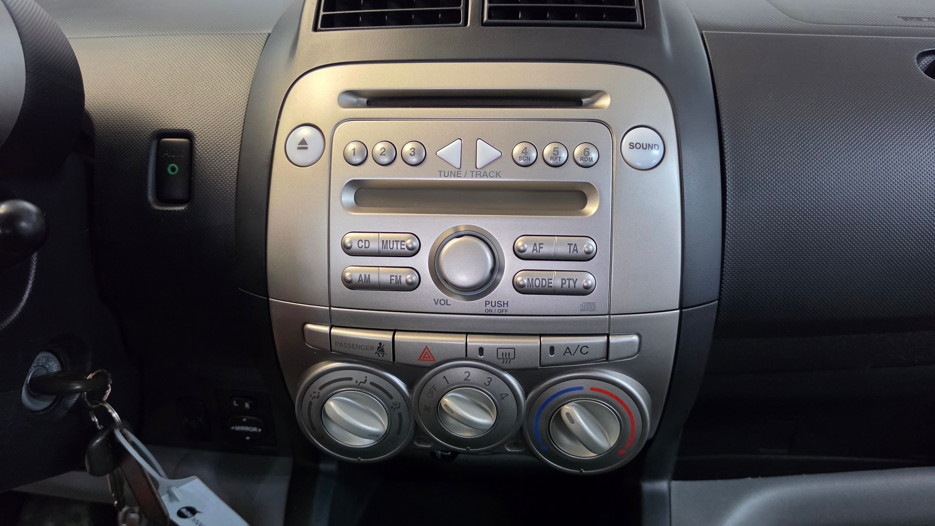 SUBARU Justy 1.0-image-23