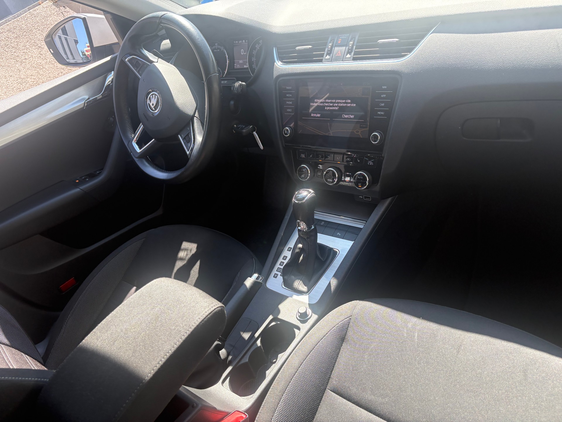SKODA Octavia Combi 1.5 TSI Style DSG-image-3