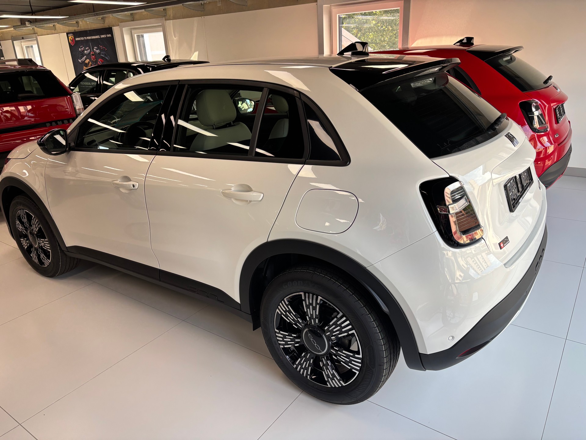 FIAT 600h Mild Hybrid Icon Swiss Edition-image-1