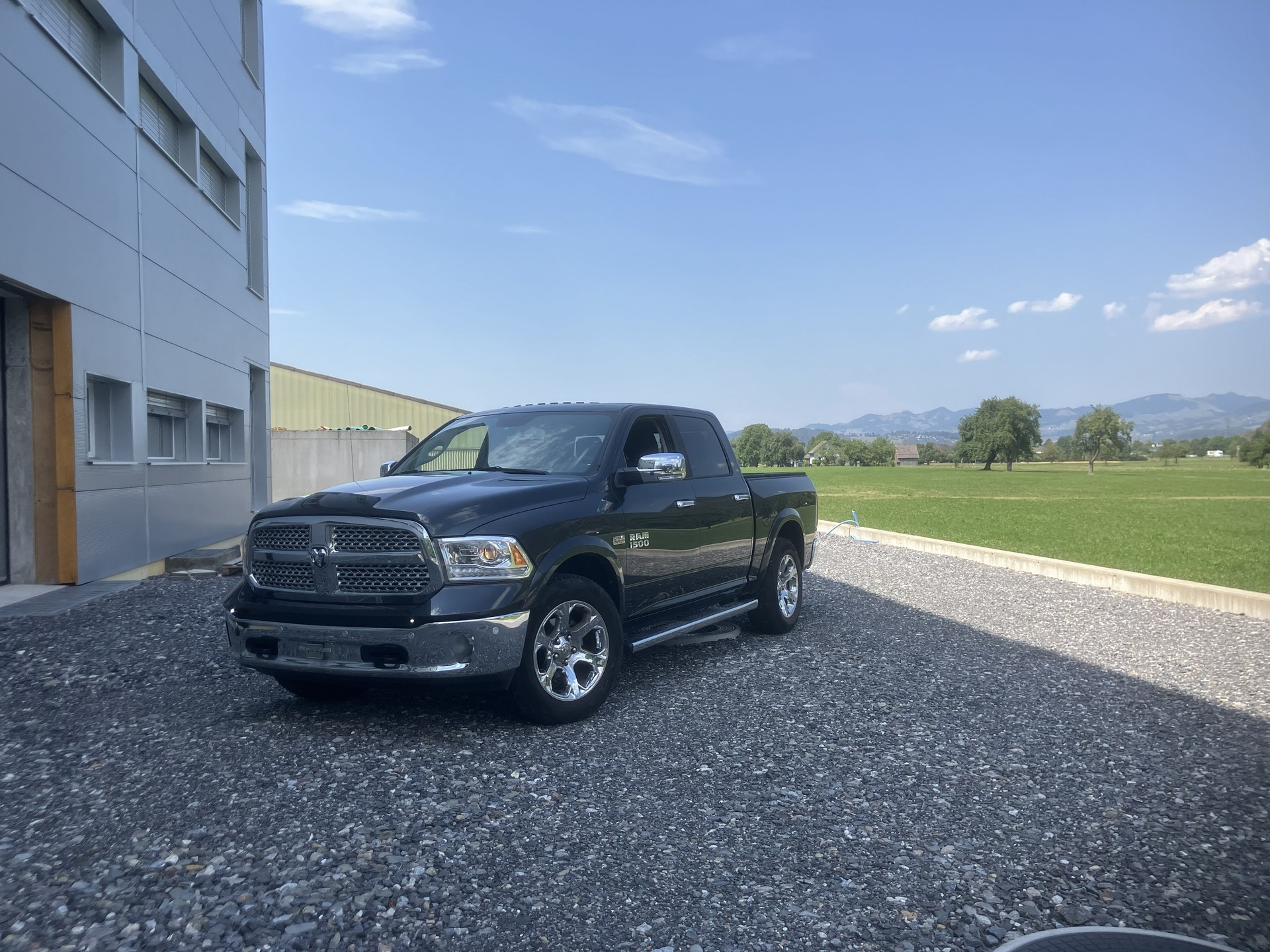 DODGE Ram-image-3