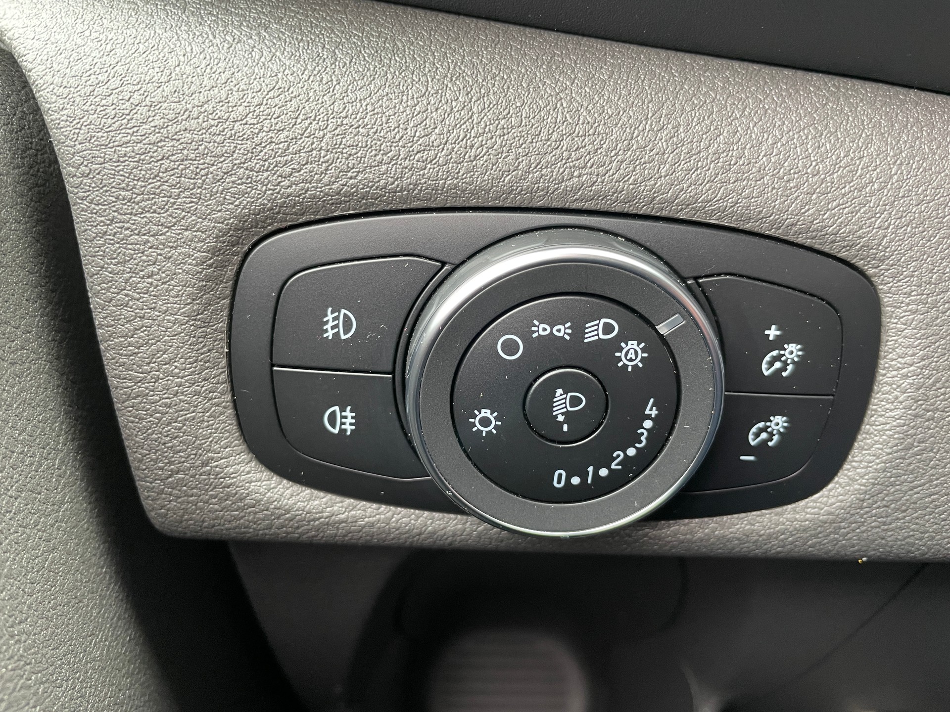 FORD Transit Custom 1.0 Eco Boost 320 L1H1 Trend PHEV-image-22