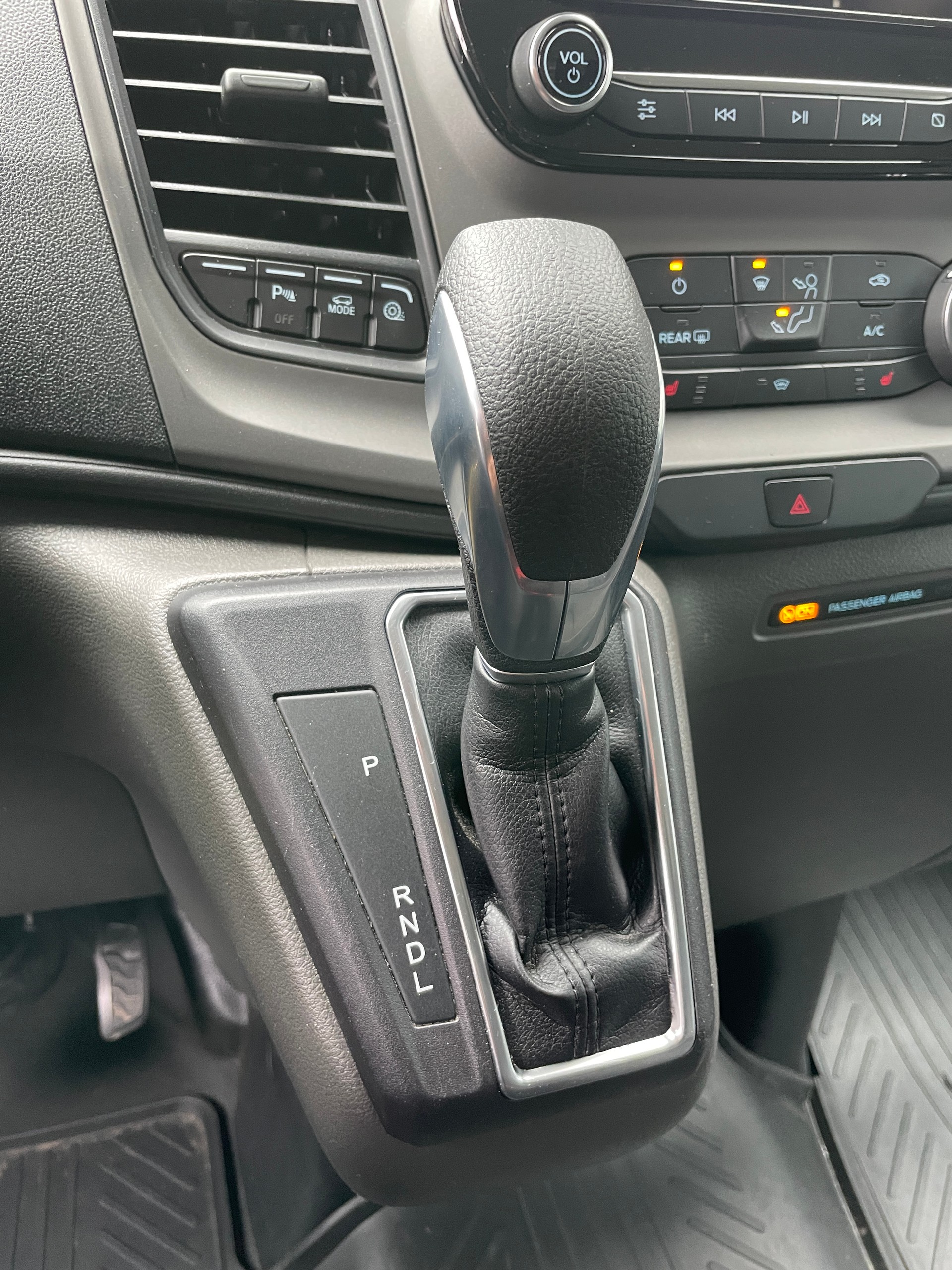 FORD Transit Custom 1.0 Eco Boost 320 L1H1 Trend PHEV-image-21