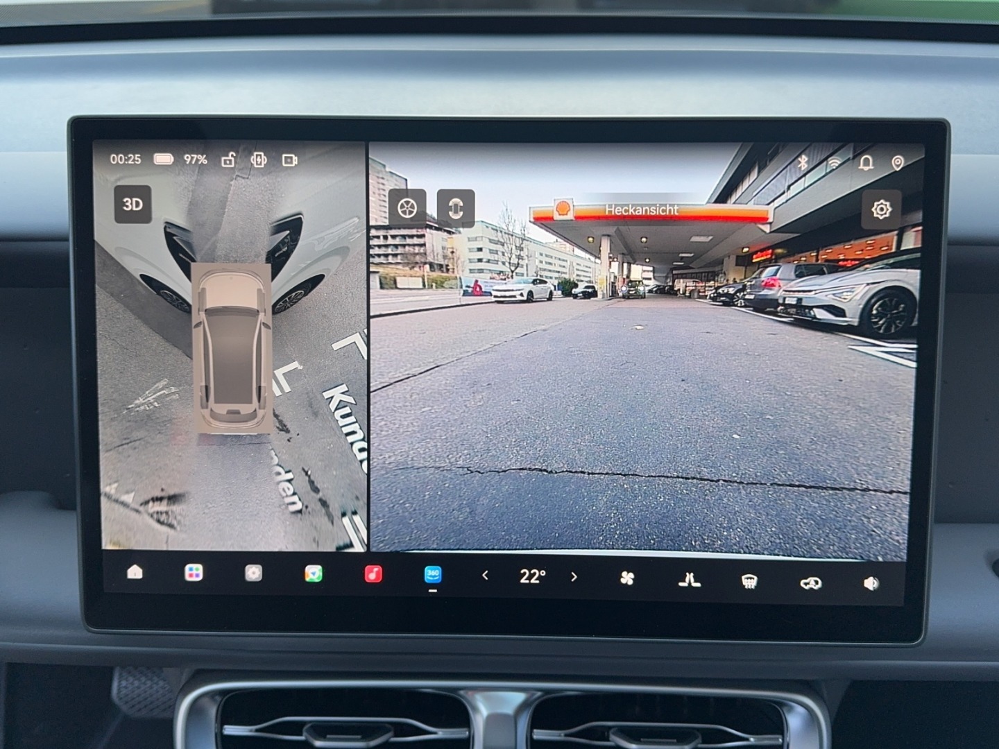 LEAPMOTOR B10 1.5 Hybrid EV-image-12