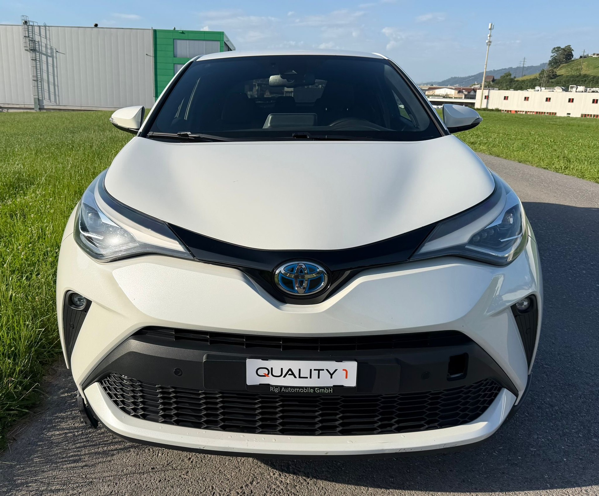 TOYOTA C-HR 2.0 HSD CVT Premium-image-6
