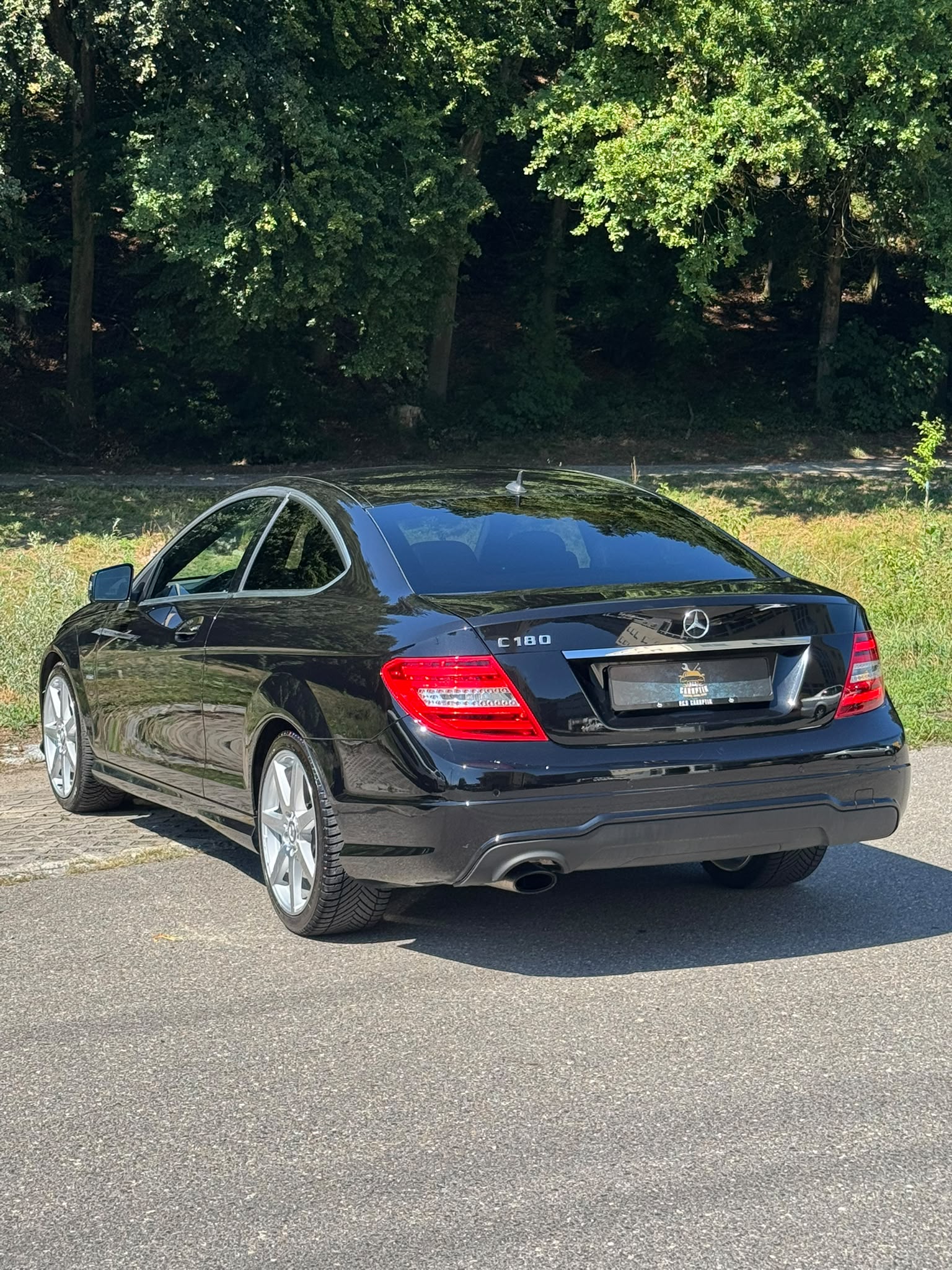 MERCEDES-BENZ C 180 Coupé 7G-Tronic-image-4