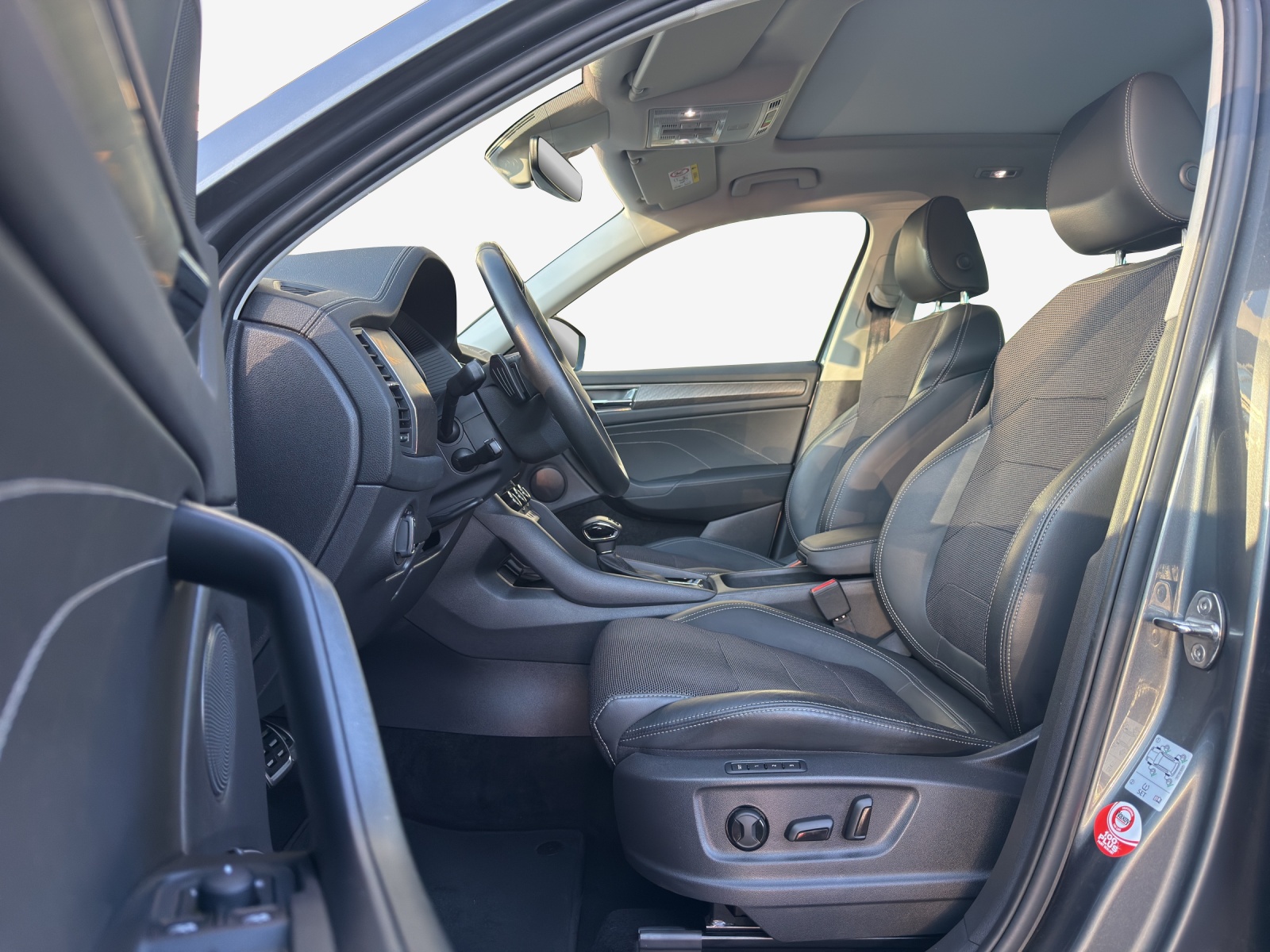 SKODA Kodiaq 2.0 TSI 4x4 Style-image-7