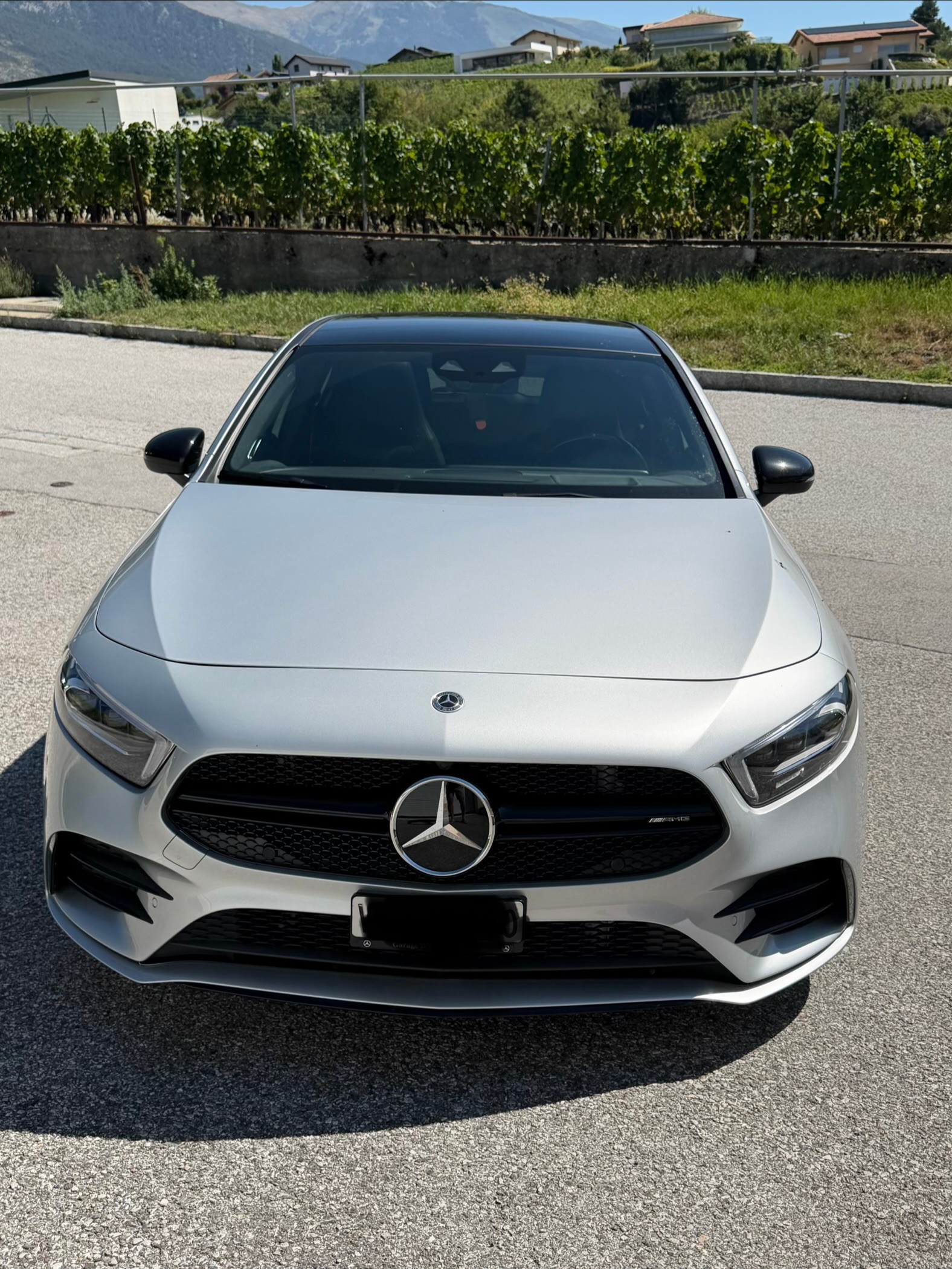 MERCEDES-BENZ A 35 AMG 4matic-image-1
