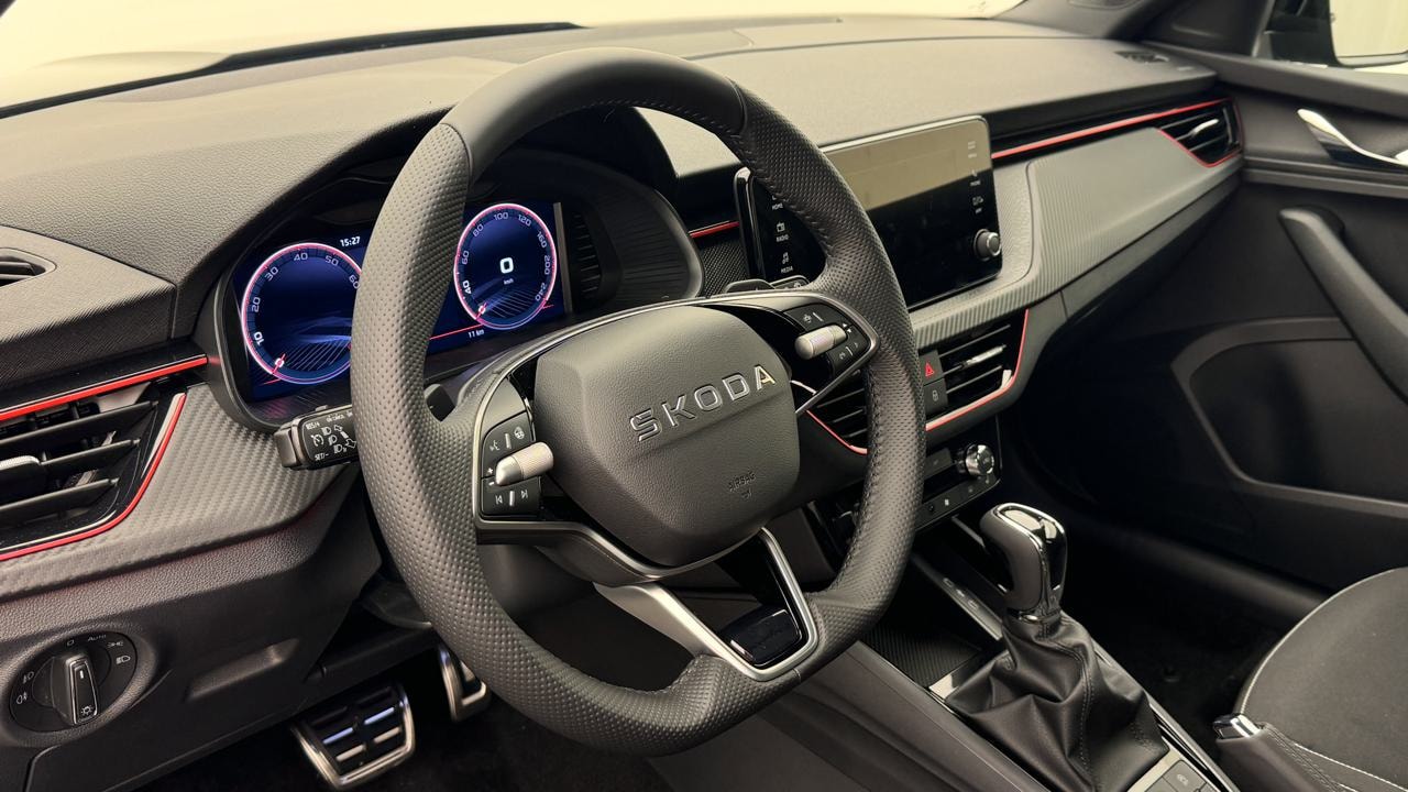 SKODA Kamiq 1.0 TSI Monte Carlo DSG-image-6