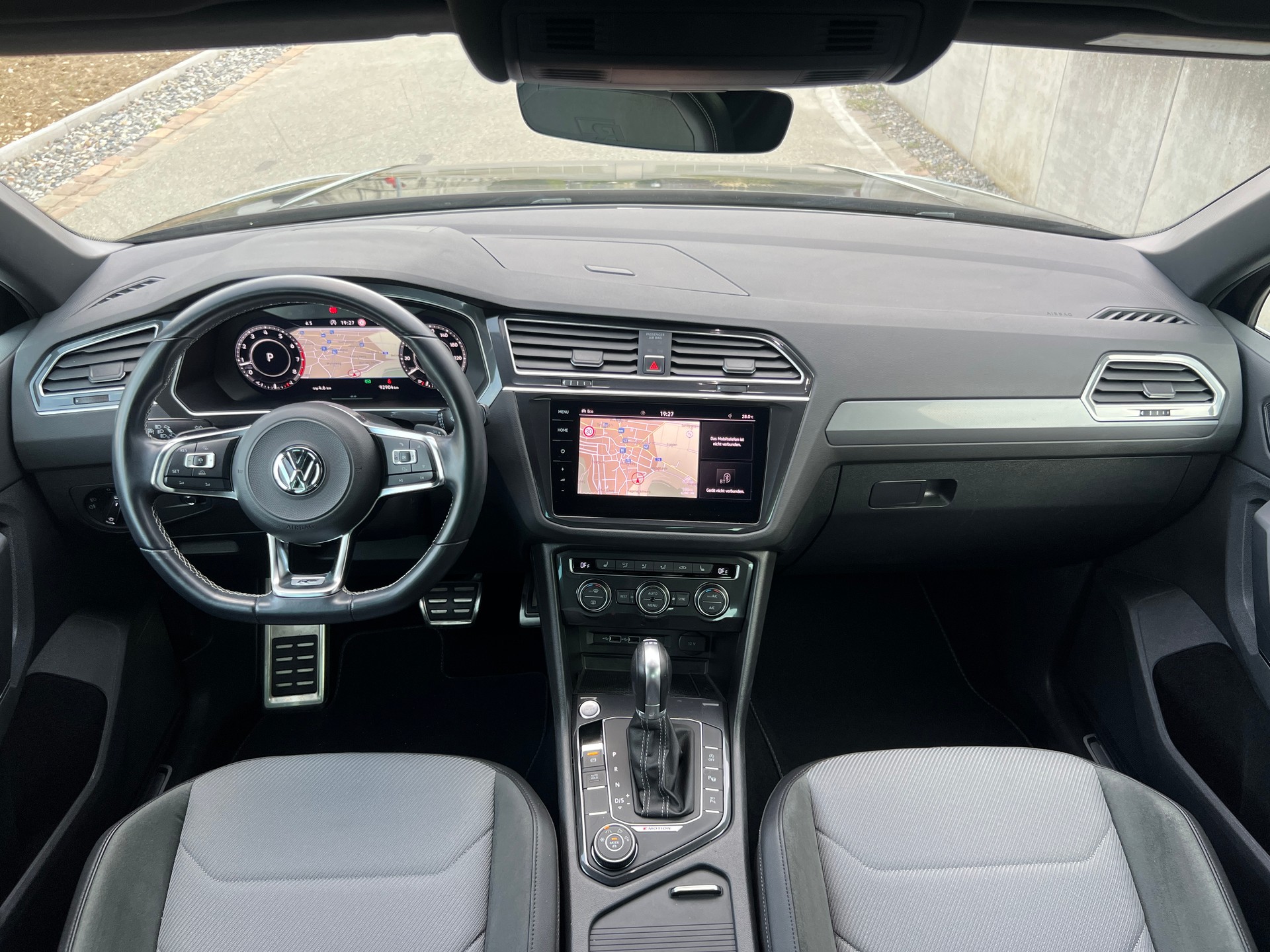 VW Tiguan 2.0TSI Highline 4Motion DSG * R - Line *-image-8