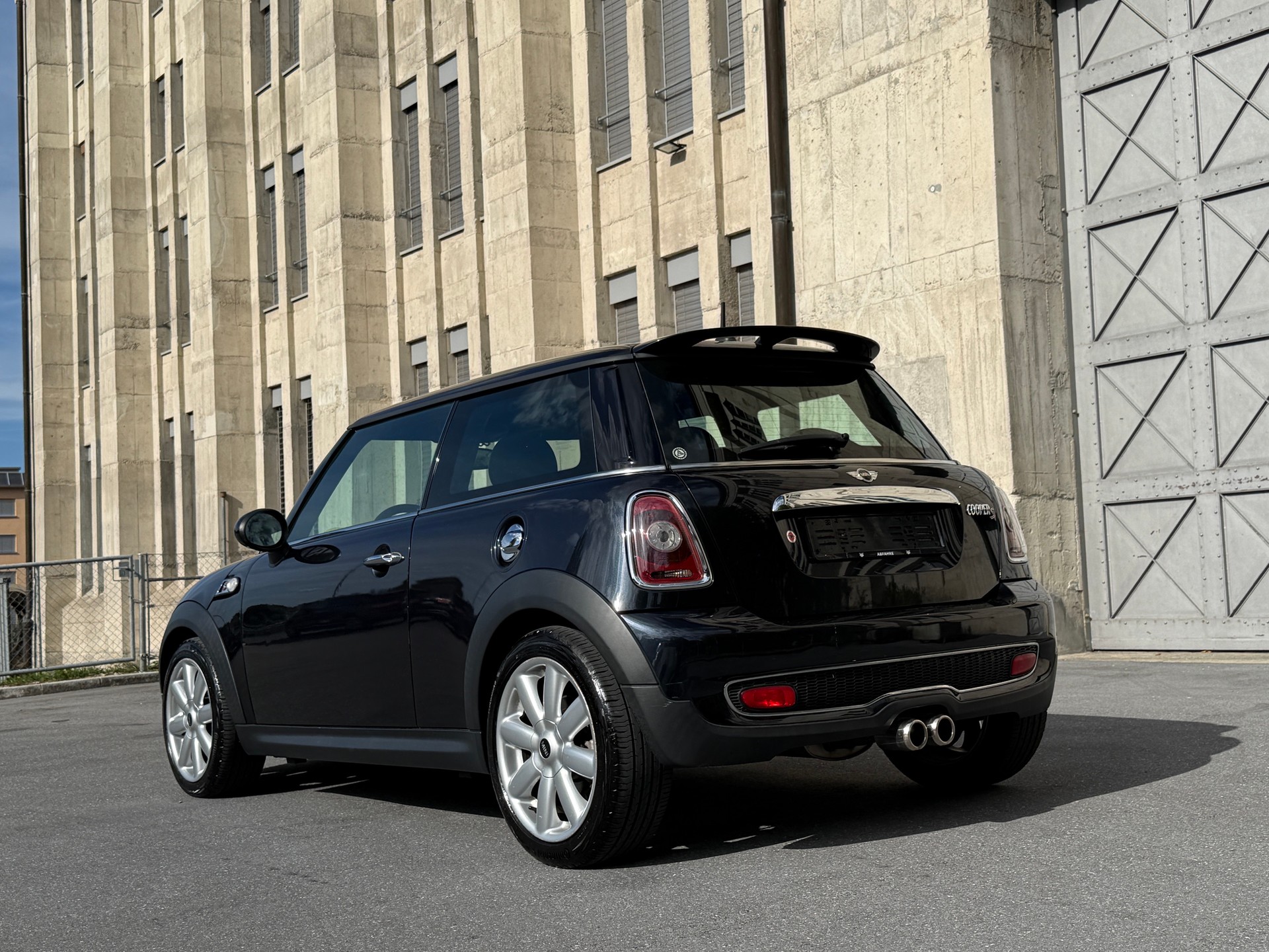 MINI Cooper S Steptronic-image-2