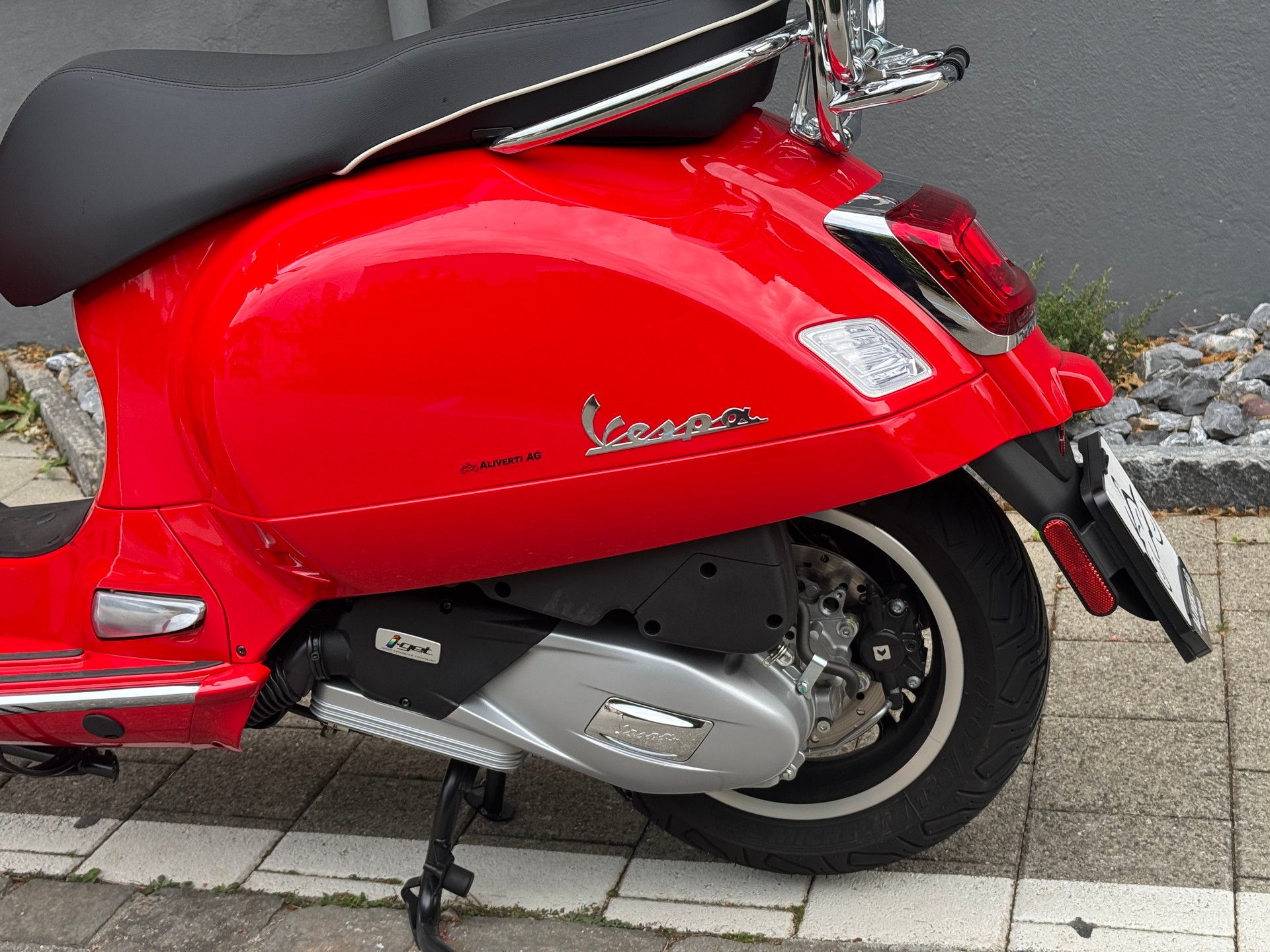 PIAGGIO Vespa GTS 125 Super RST Euro 5+-image-5