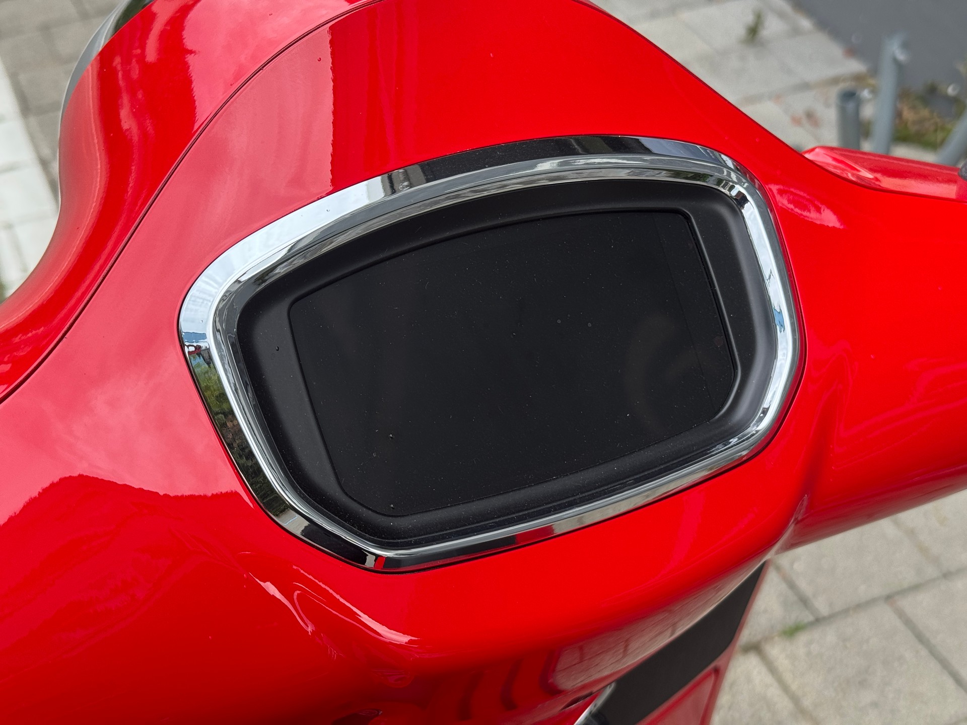 PIAGGIO Vespa GTS 125 Super RST Euro 5+-image-8