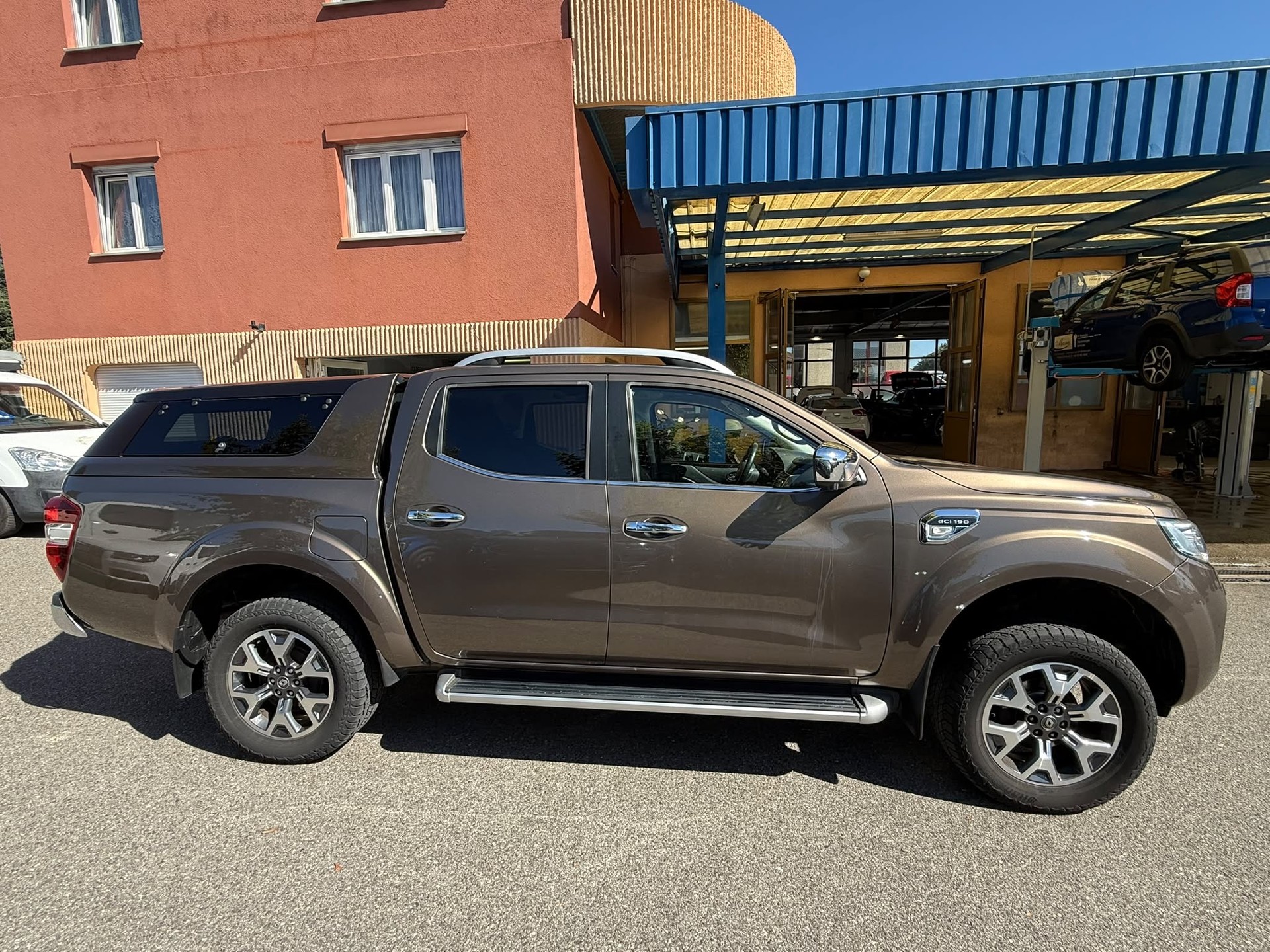 RENAULT Alaskan Doppel Cabine Twin Turbo dCi 190 4WD Zen A-image-4