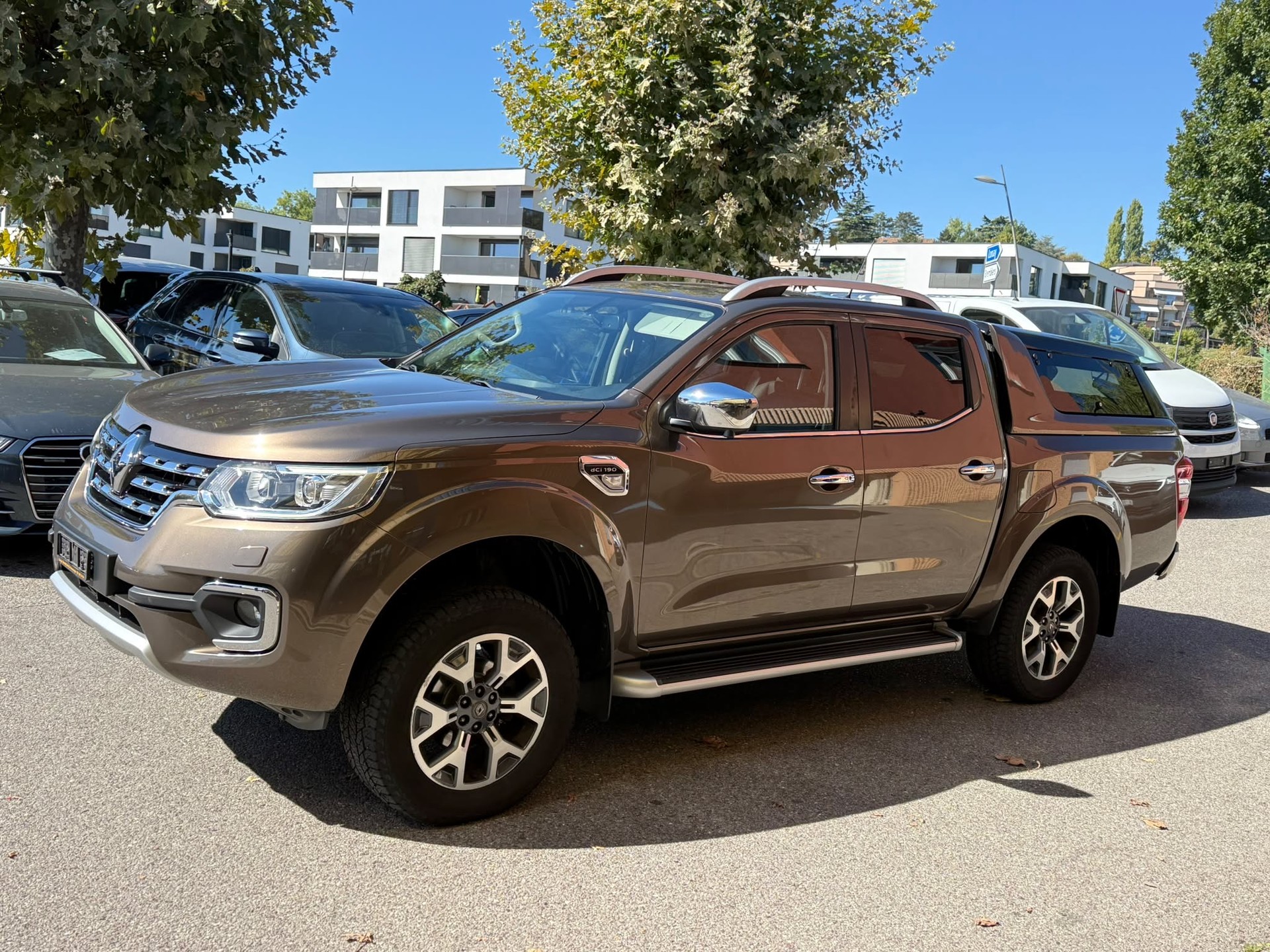 RENAULT Alaskan Doppel Cabine Twin Turbo dCi 190 4WD Zen A-image-2