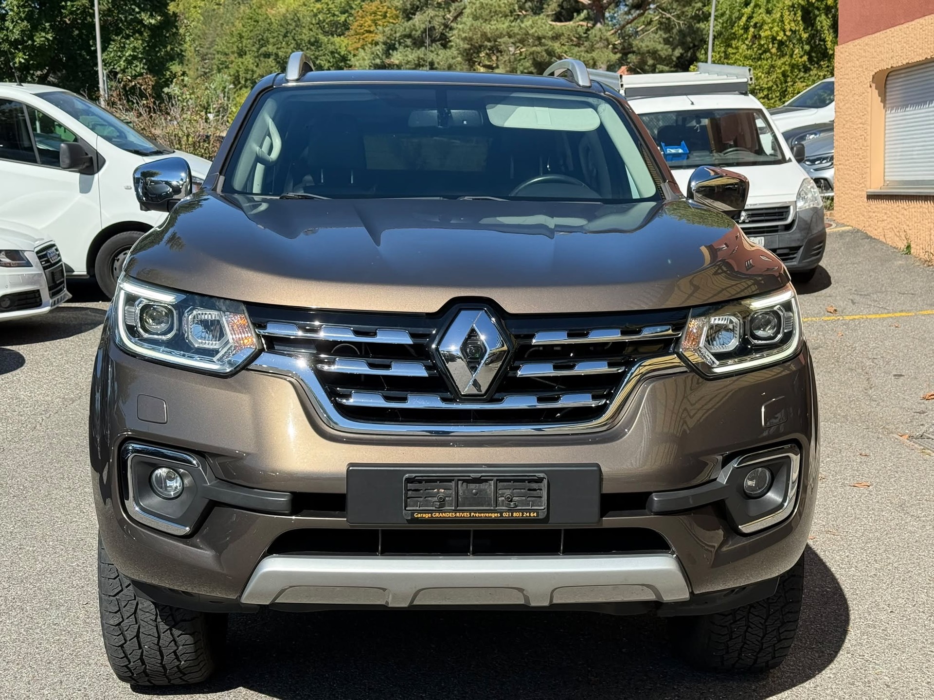 RENAULT Alaskan Doppel Cabine Twin Turbo dCi 190 4WD Zen A-image-0