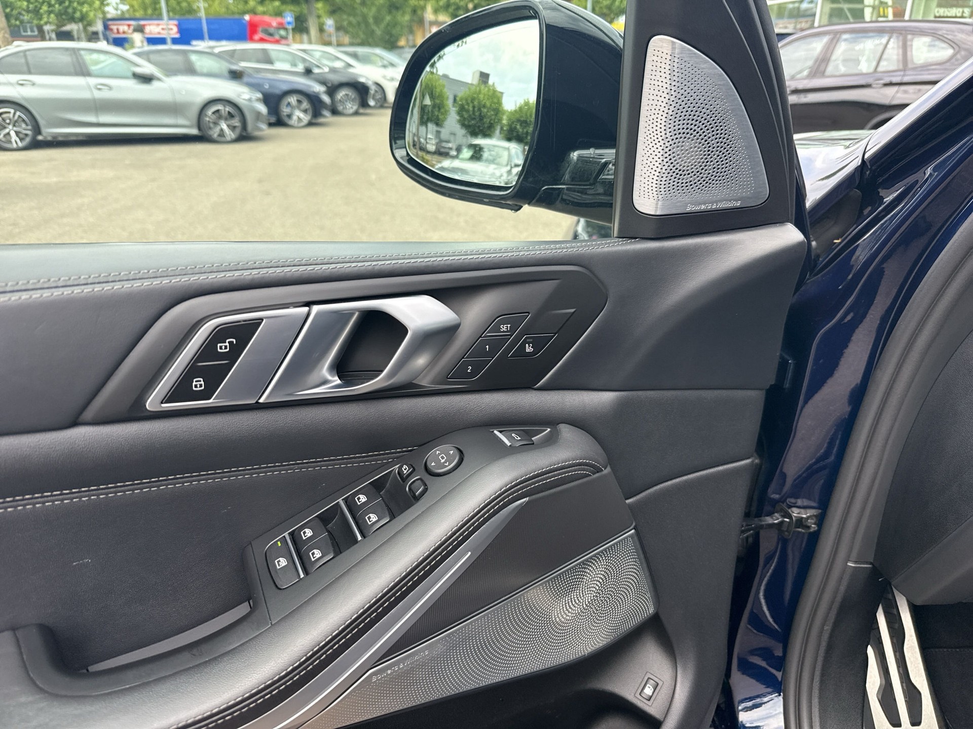 BMW X5 xDrive45e M Sport Steptronic-image-16