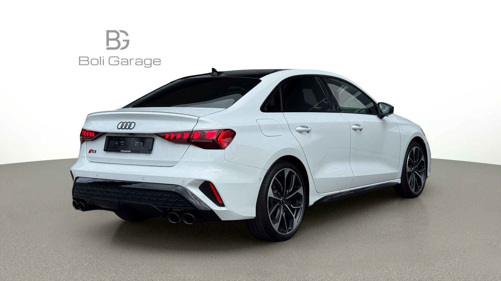 AUDI S3 Limousine TFSI quattro S-tronic-image-4
