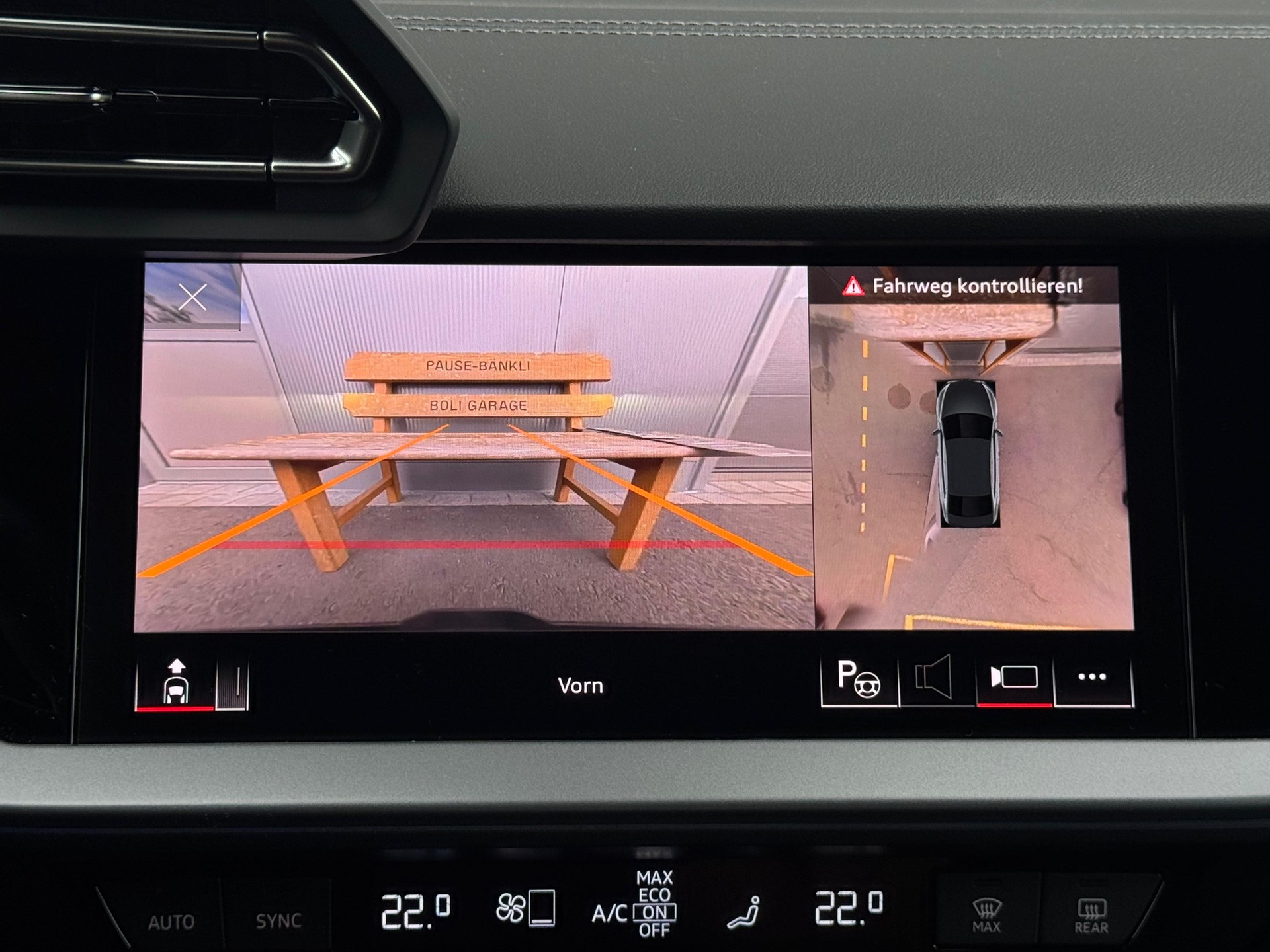AUDI S3 Limousine TFSI quattro S-tronic-image-19