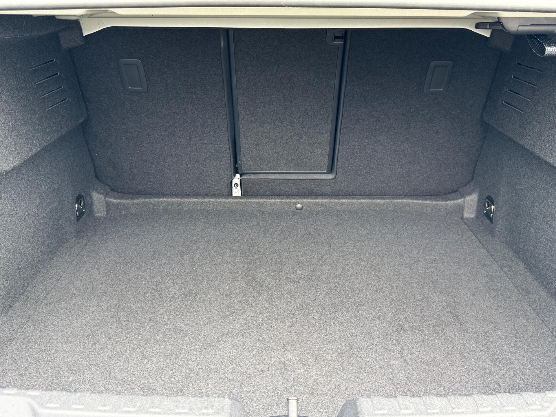 AUDI S3 Limousine TFSI quattro S-tronic-image-17
