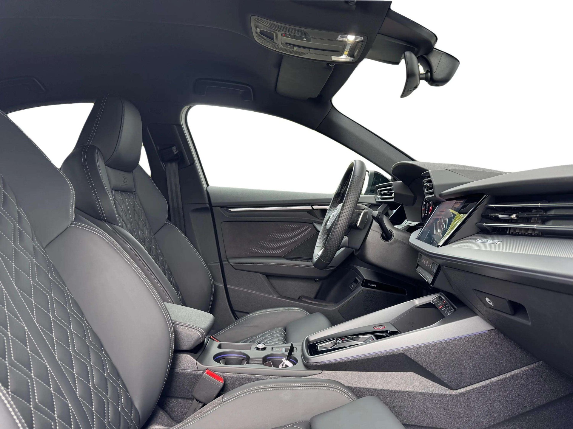 AUDI S3 Limousine TFSI quattro S-tronic-image-13