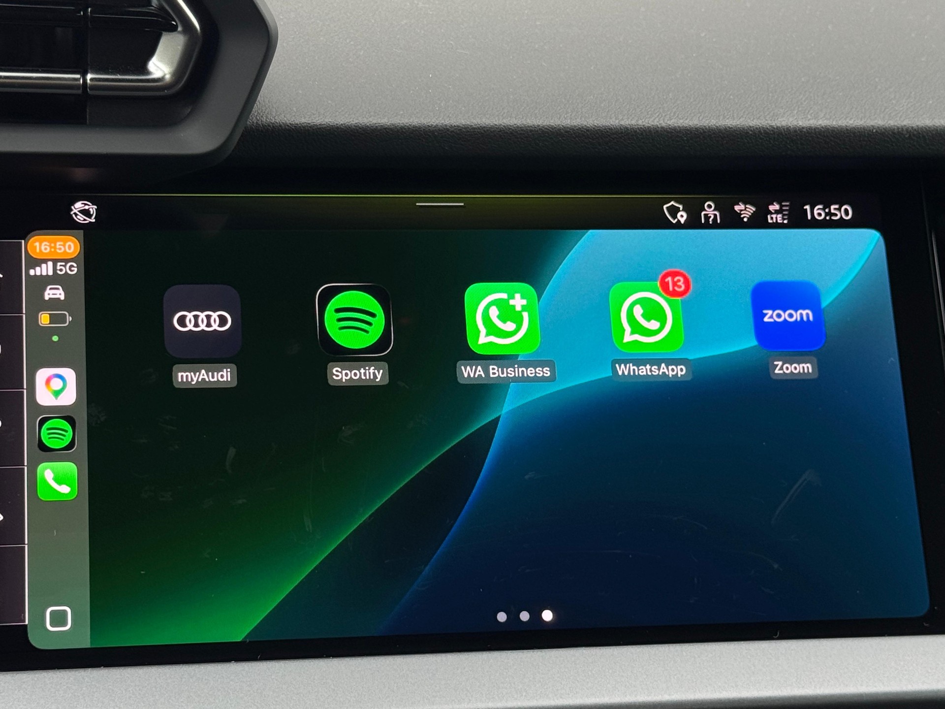 AUDI S3 Limousine TFSI quattro S-tronic-image-24