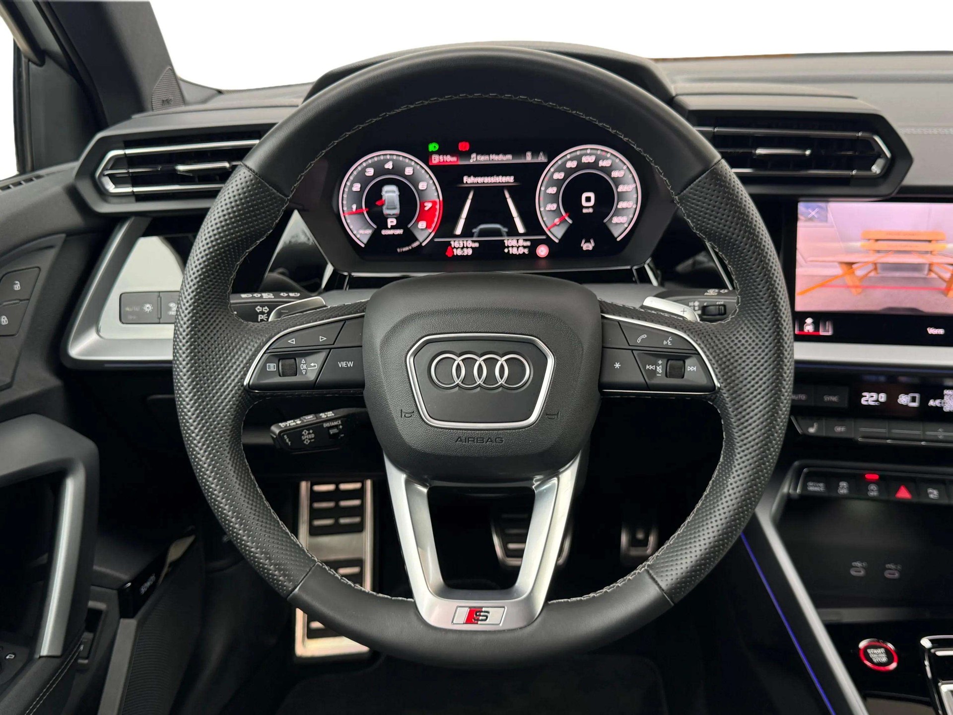AUDI S3 Limousine TFSI quattro S-tronic-image-10
